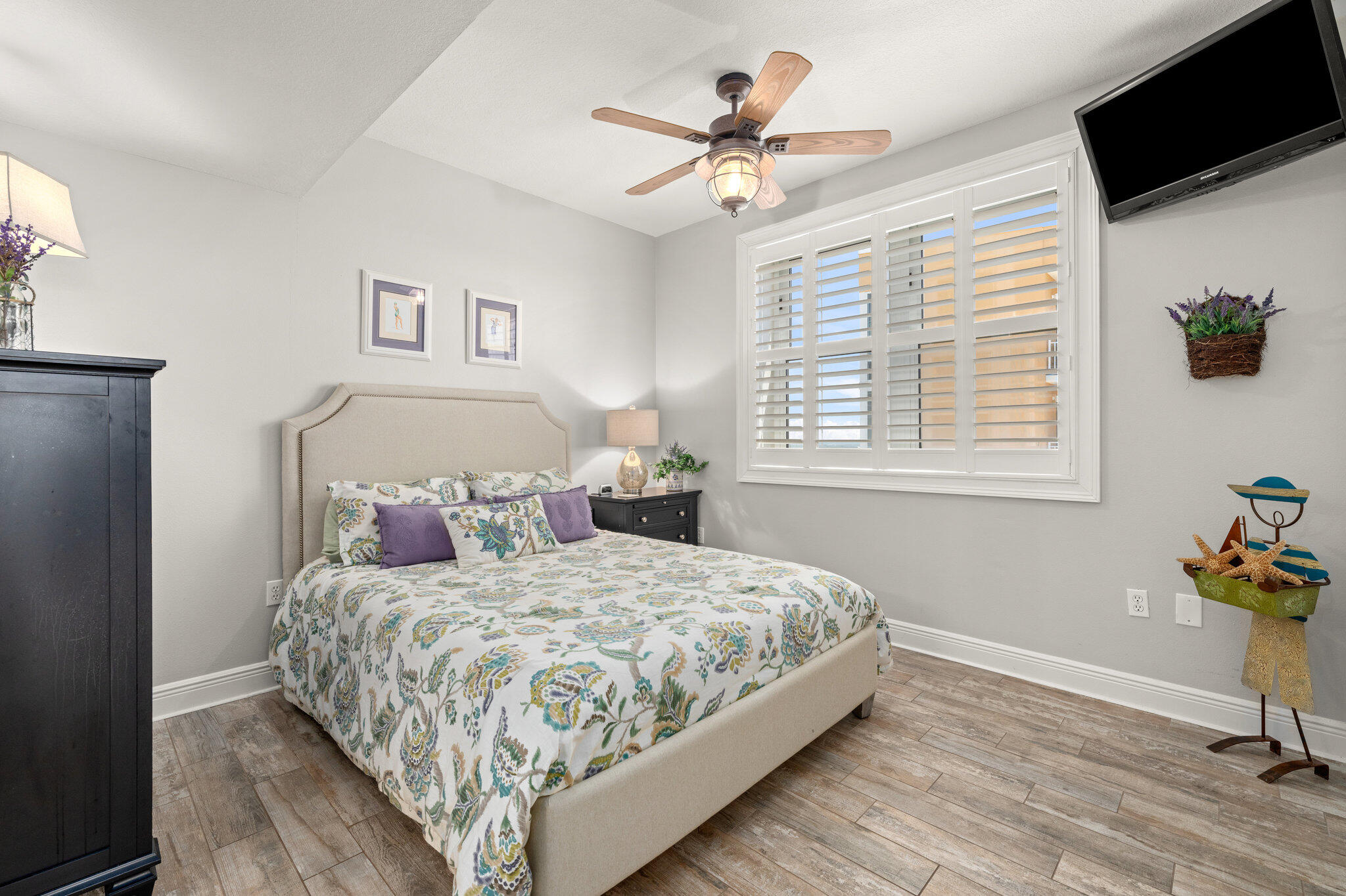 CELADON BEACH - Residential