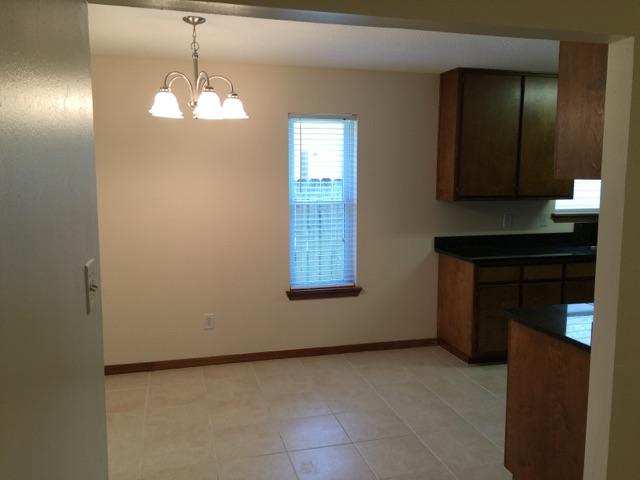 SUMMER HILLS LOT 10 - Residential