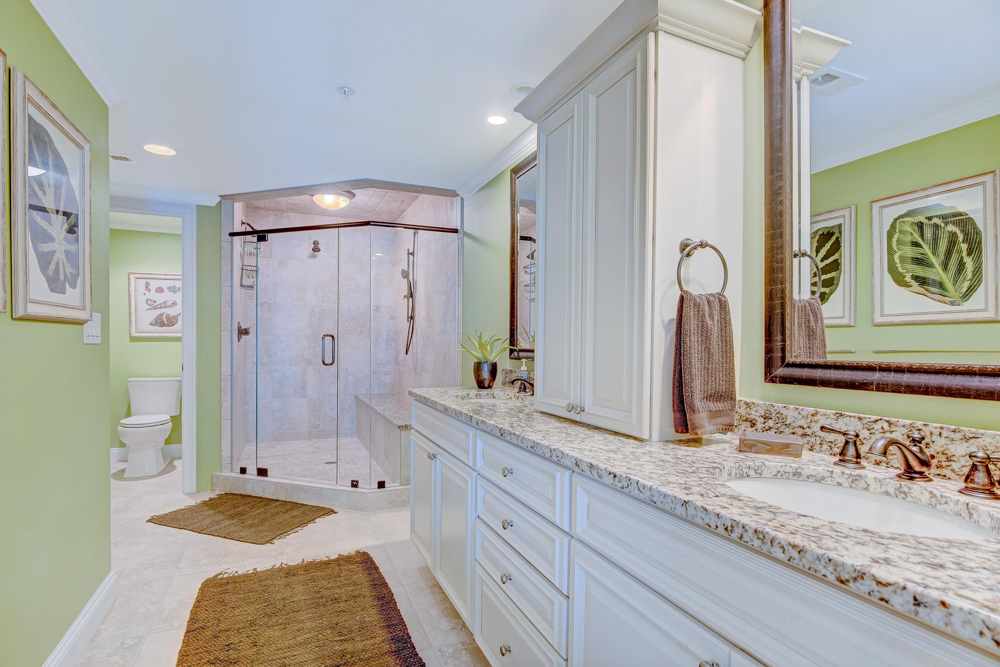 WATERVIEW TOWERS YACHT CLUB - Residential