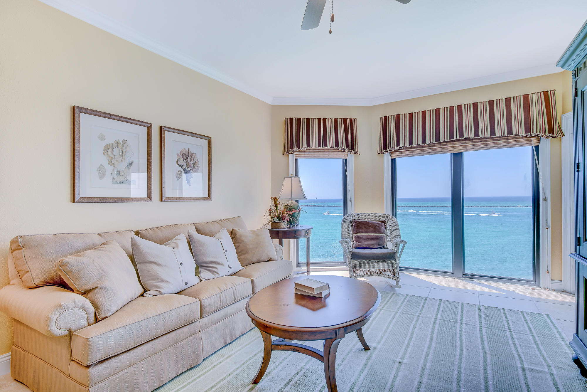 WATERVIEW TOWERS YACHT CLUB - Residential