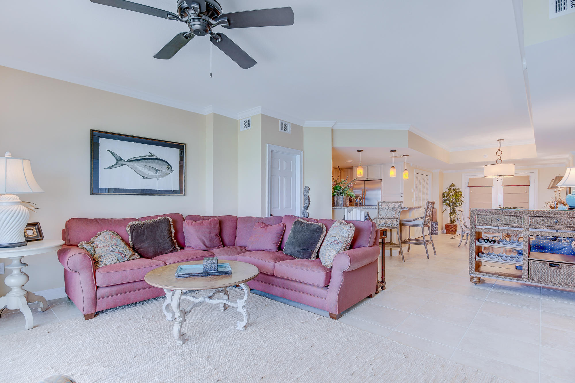 WATERVIEW TOWERS YACHT CLUB - Residential