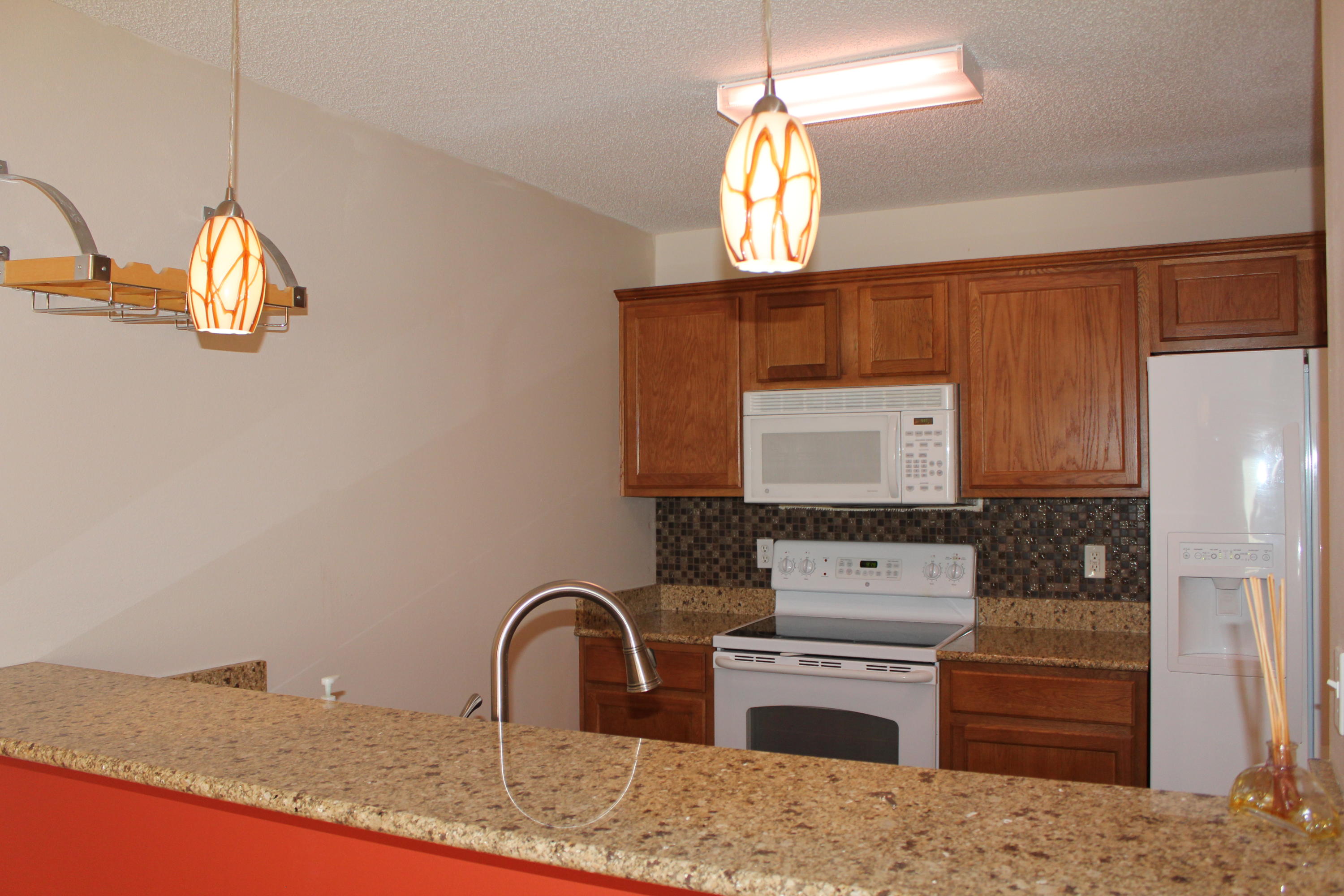 Houston Manor - Residential