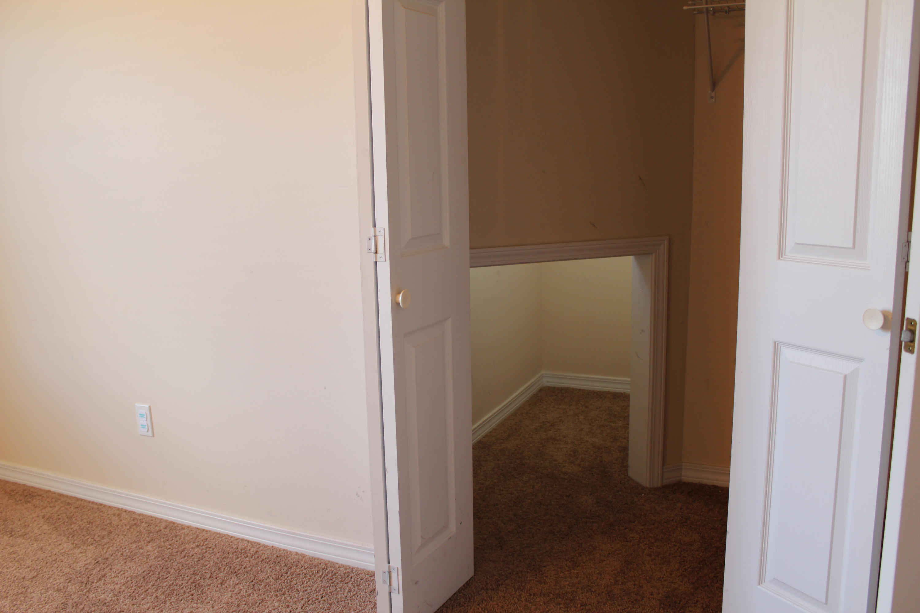 Houston Manor - Residential