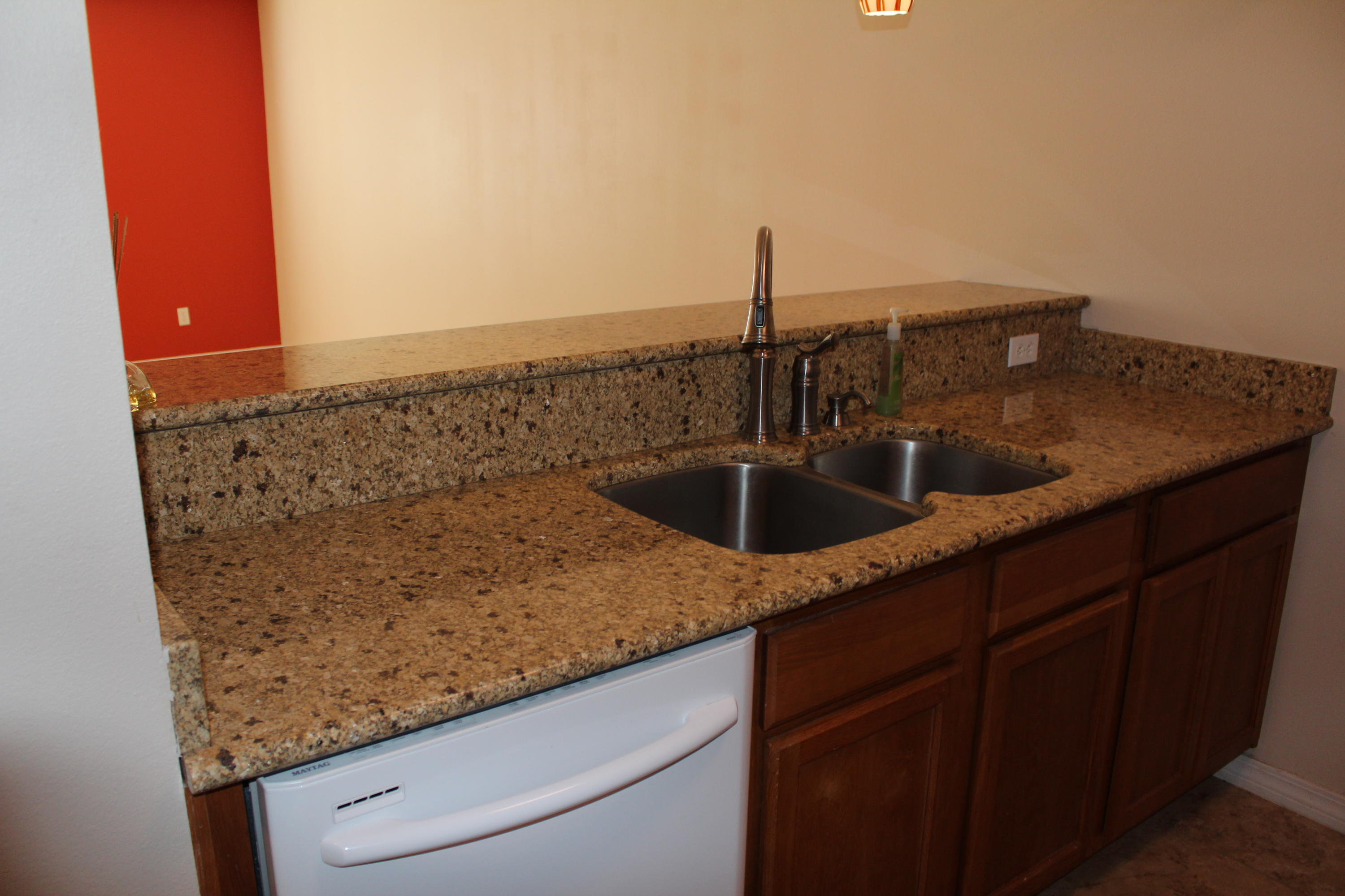 Houston Manor - Residential