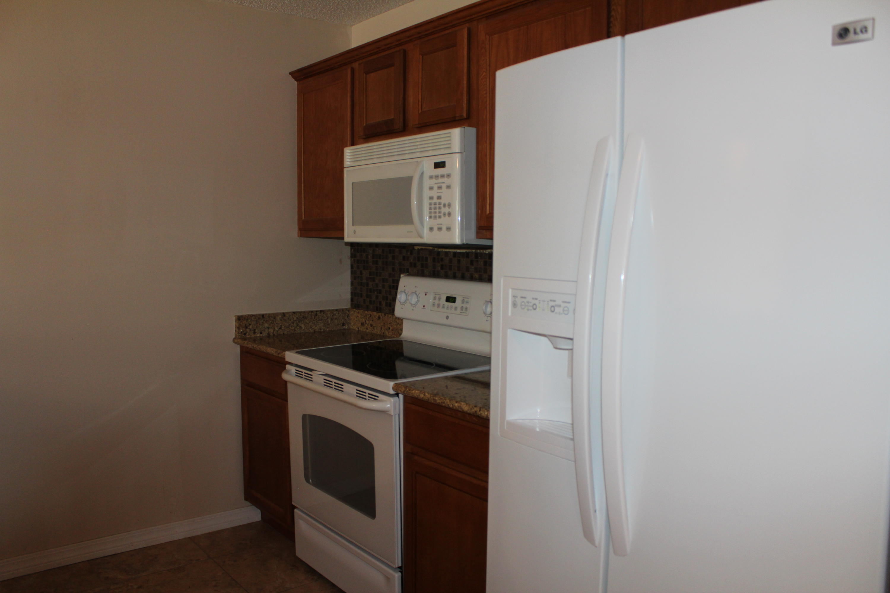 Houston Manor - Residential