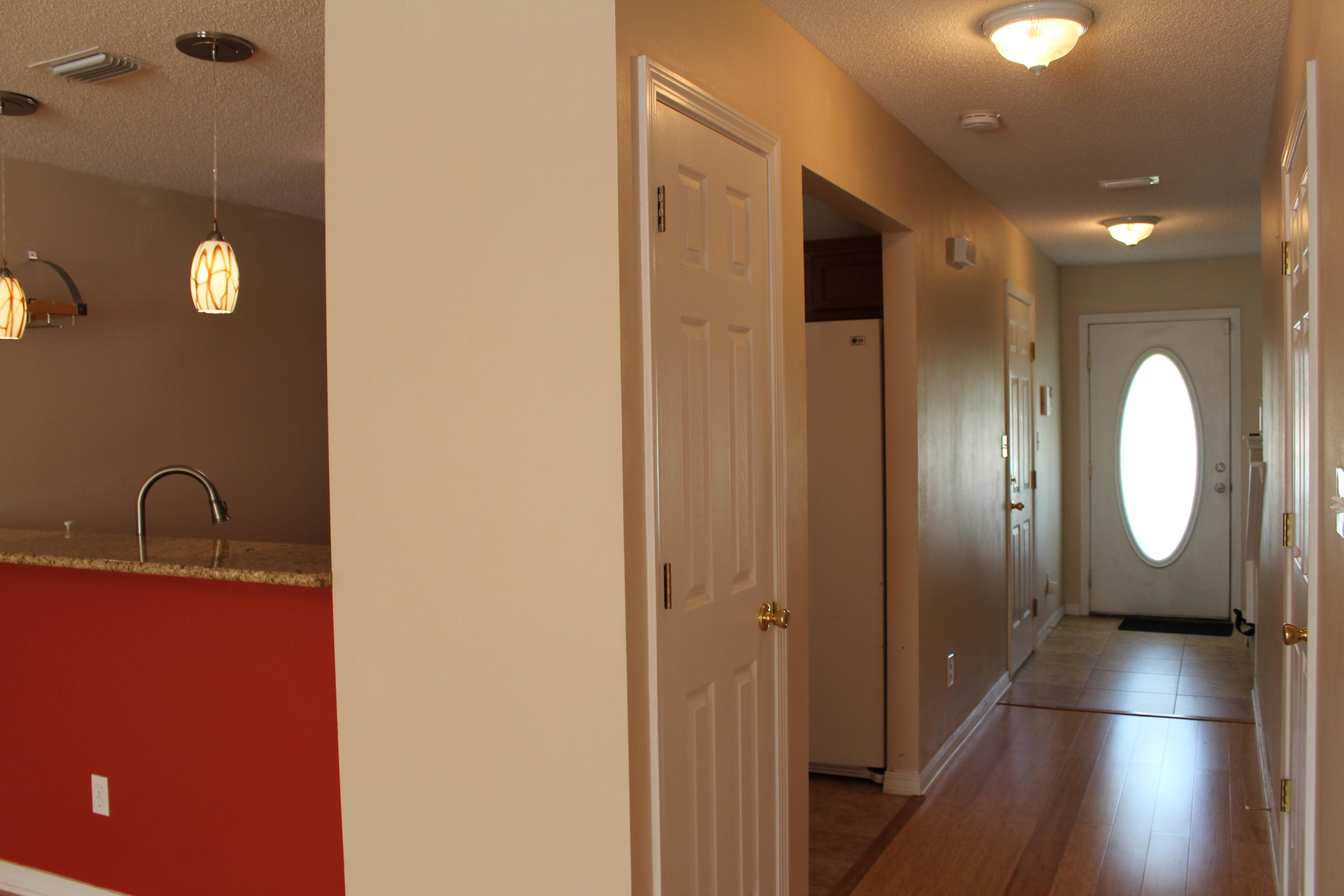 Houston Manor - Residential