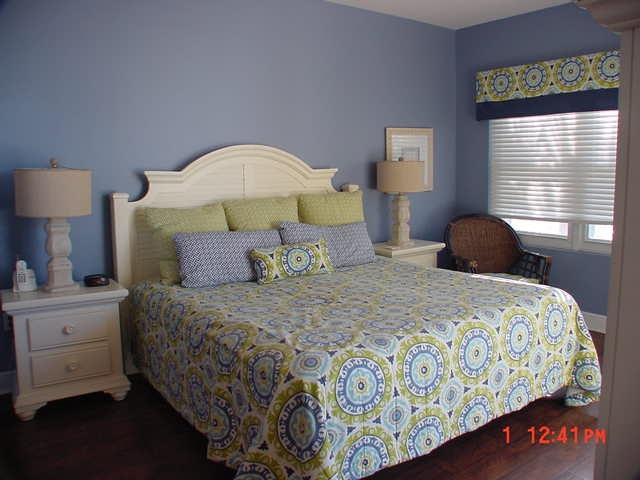 WATERS EDGE - Residential