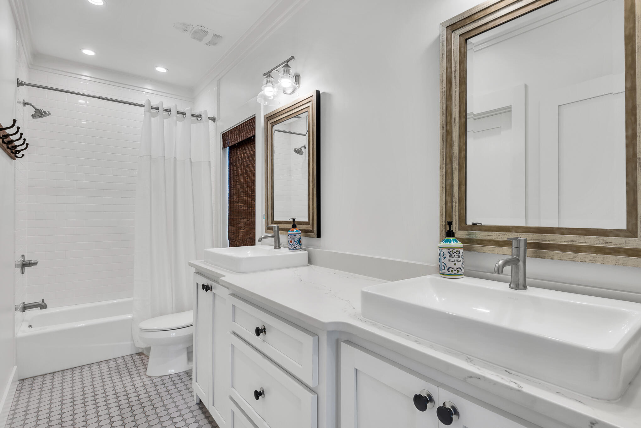 GRAYTON BEACH - Residential
