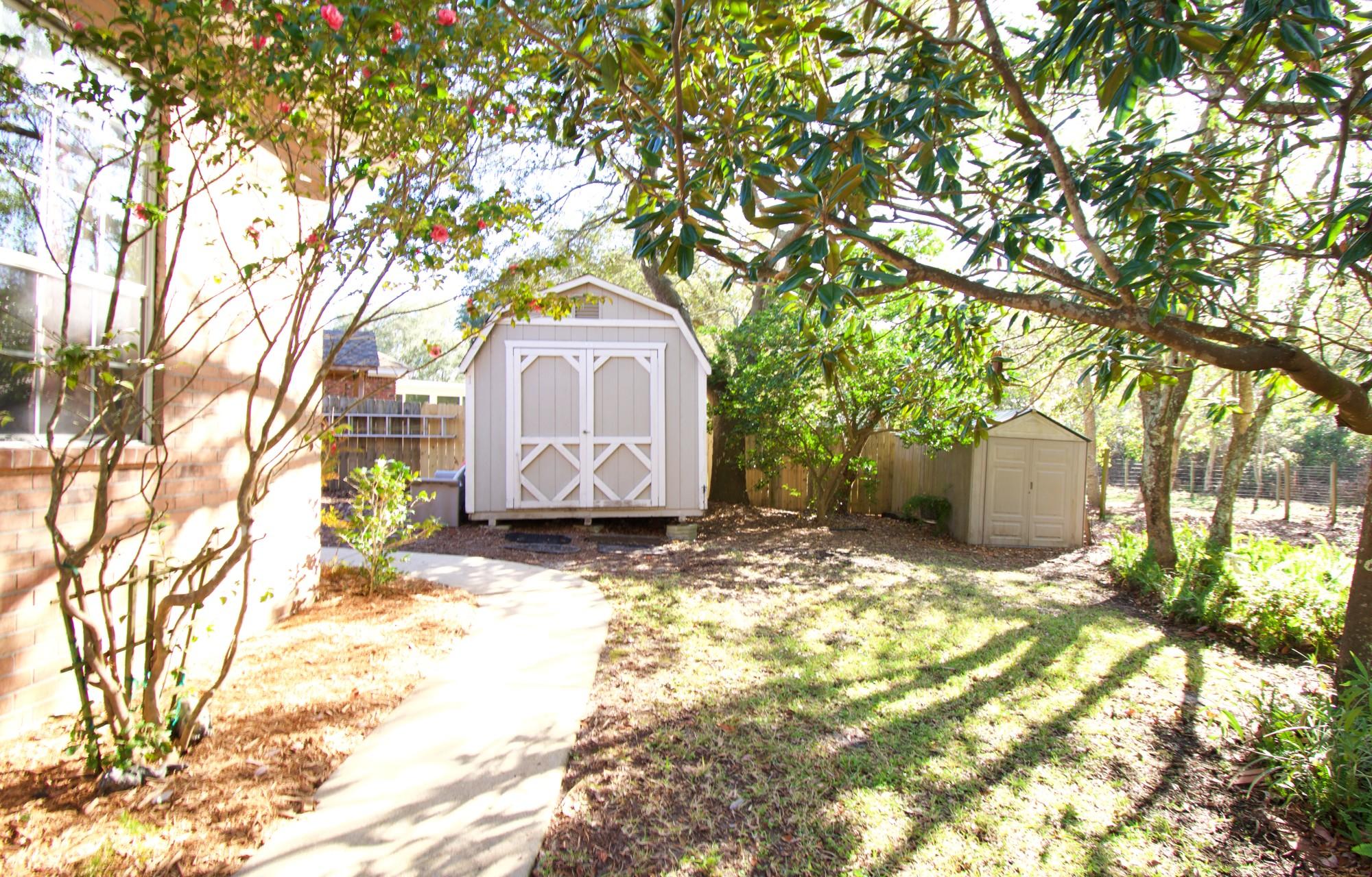 CASTELAR - Residential