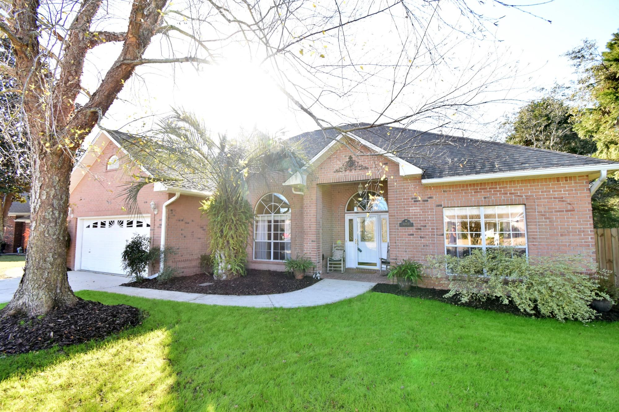 CASTELAR - Residential