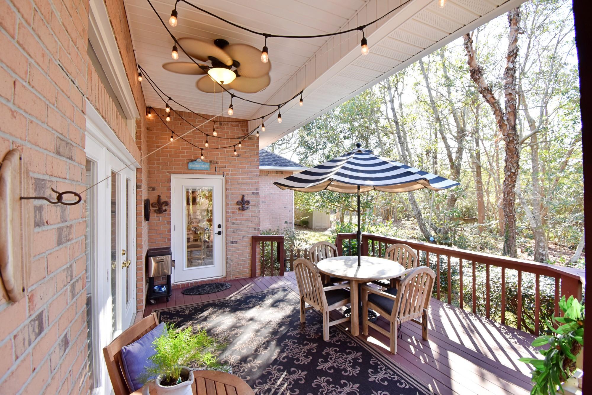 CASTELAR - Residential