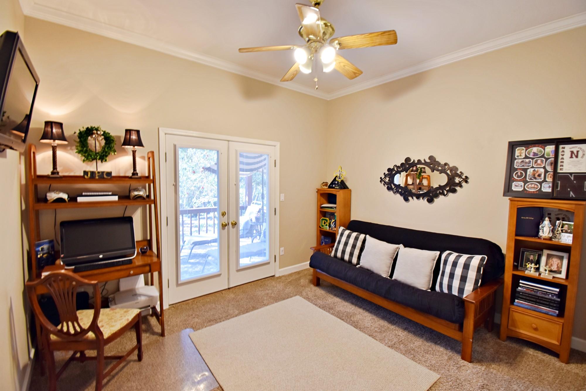 CASTELAR - Residential