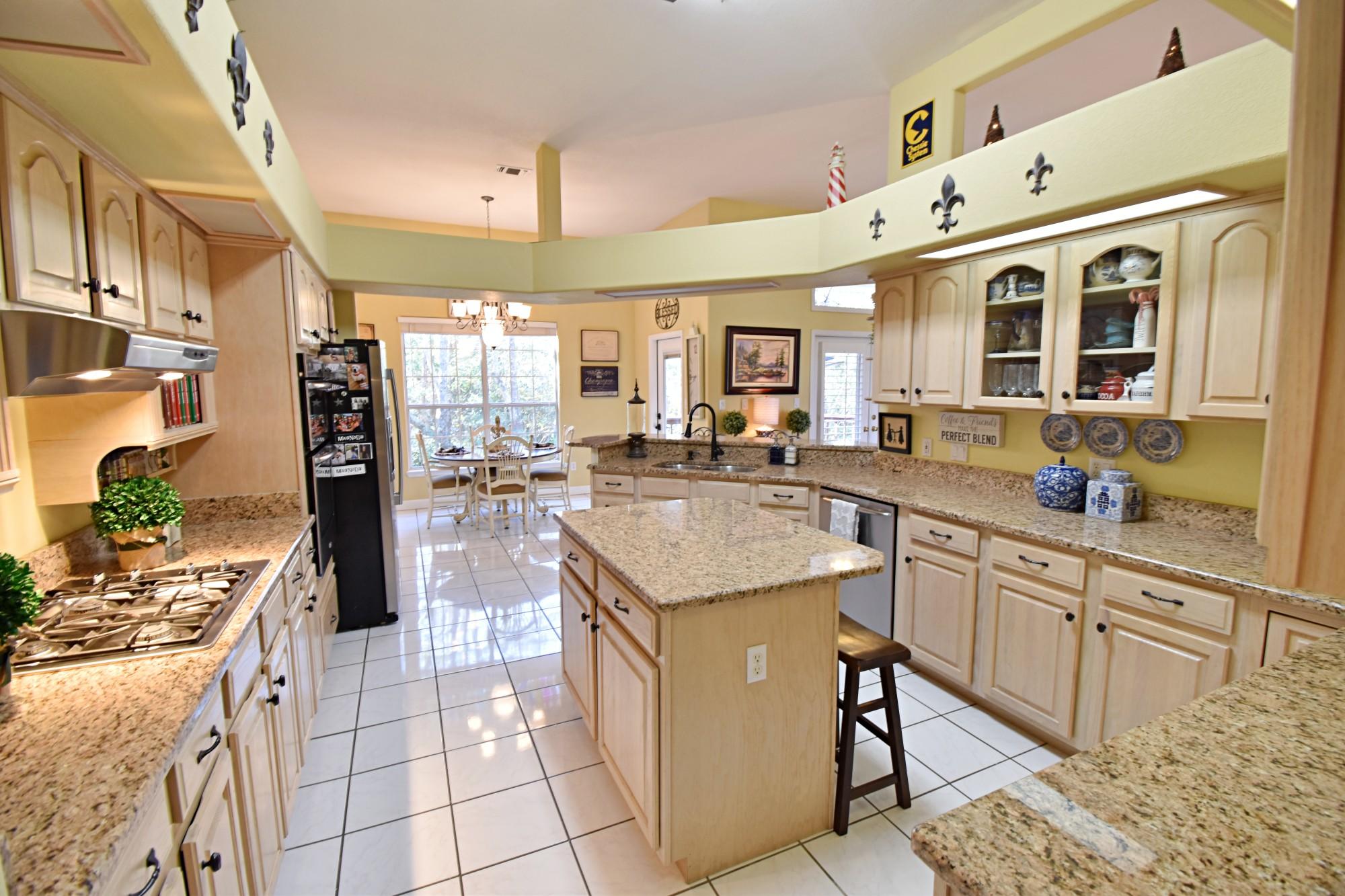 CASTELAR - Residential