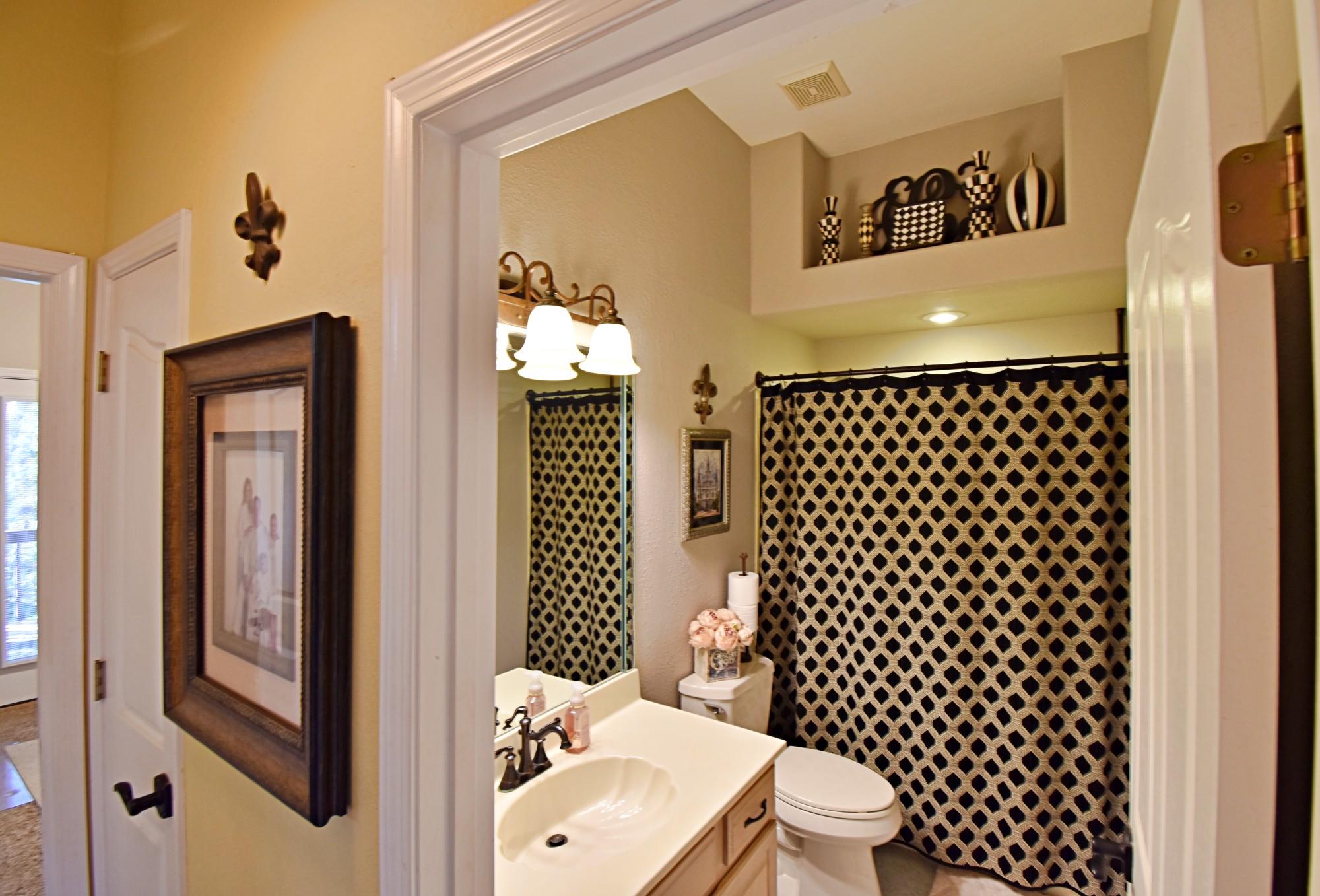 CASTELAR - Residential