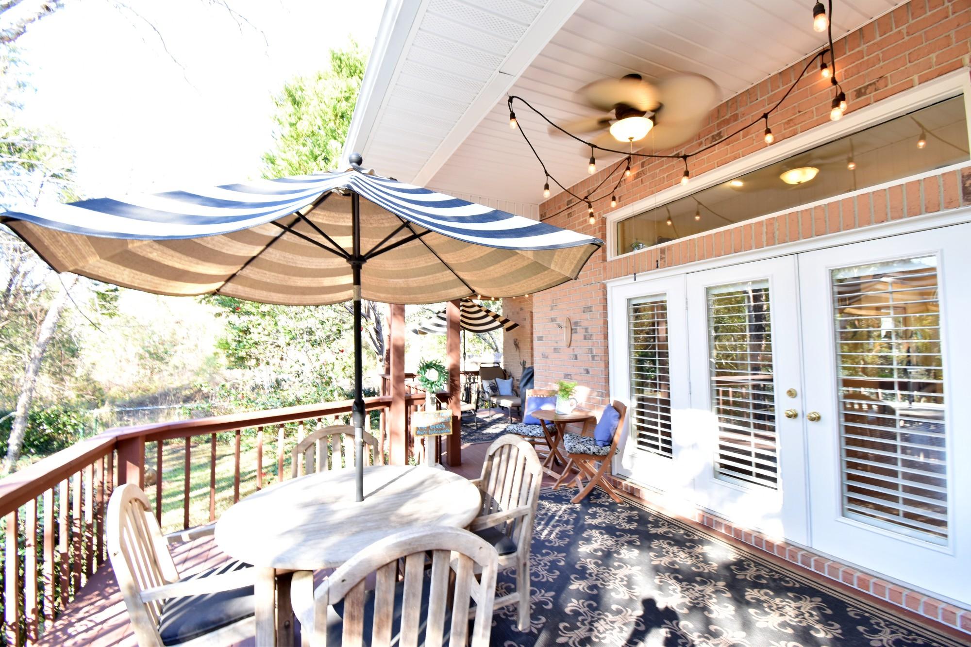 CASTELAR - Residential