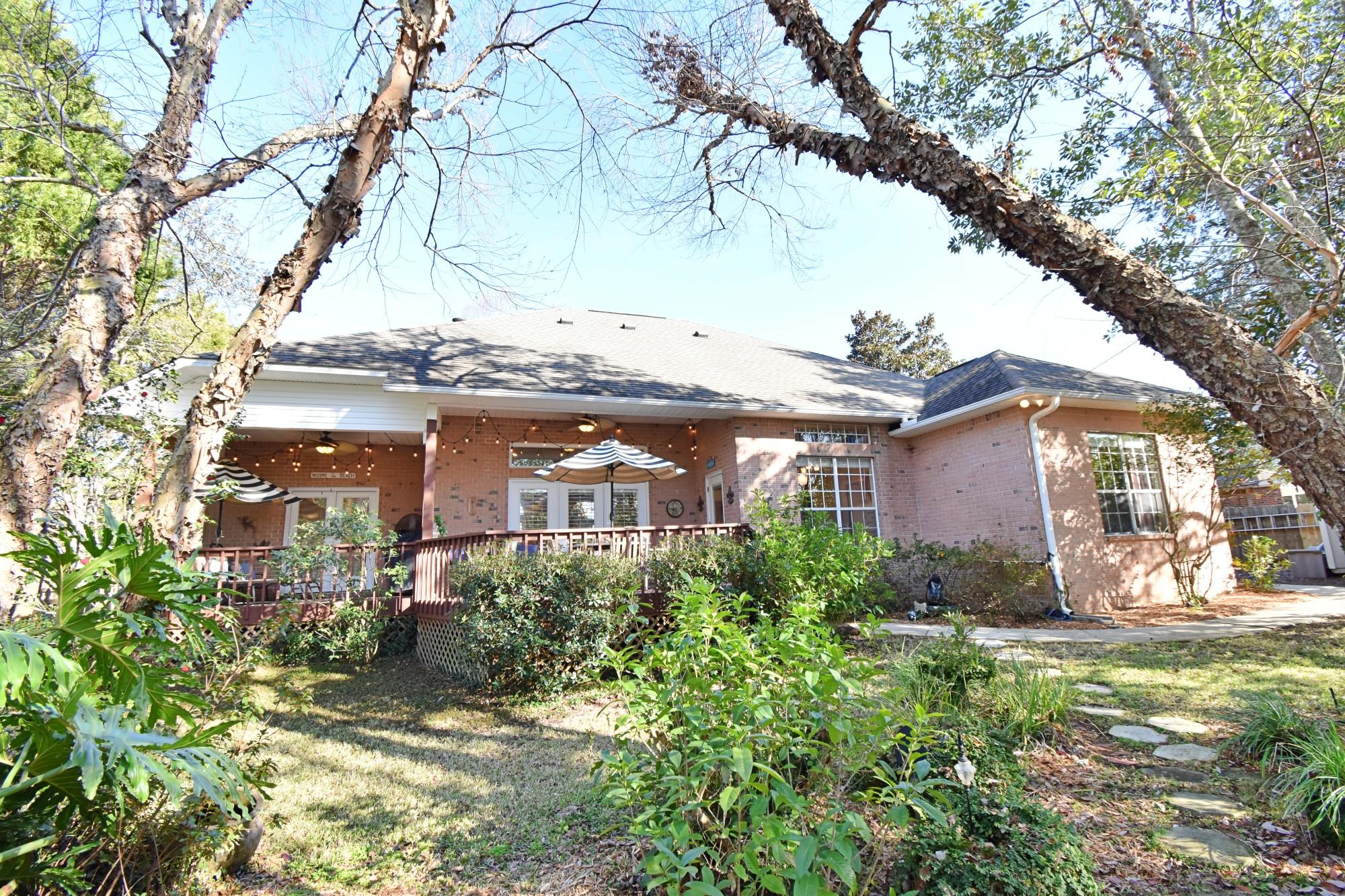 CASTELAR - Residential