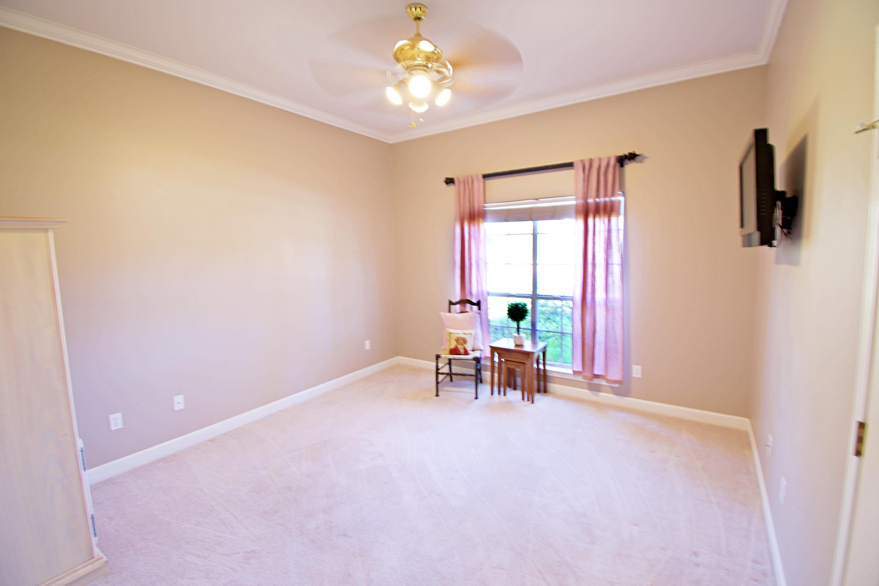 CASTELAR - Residential