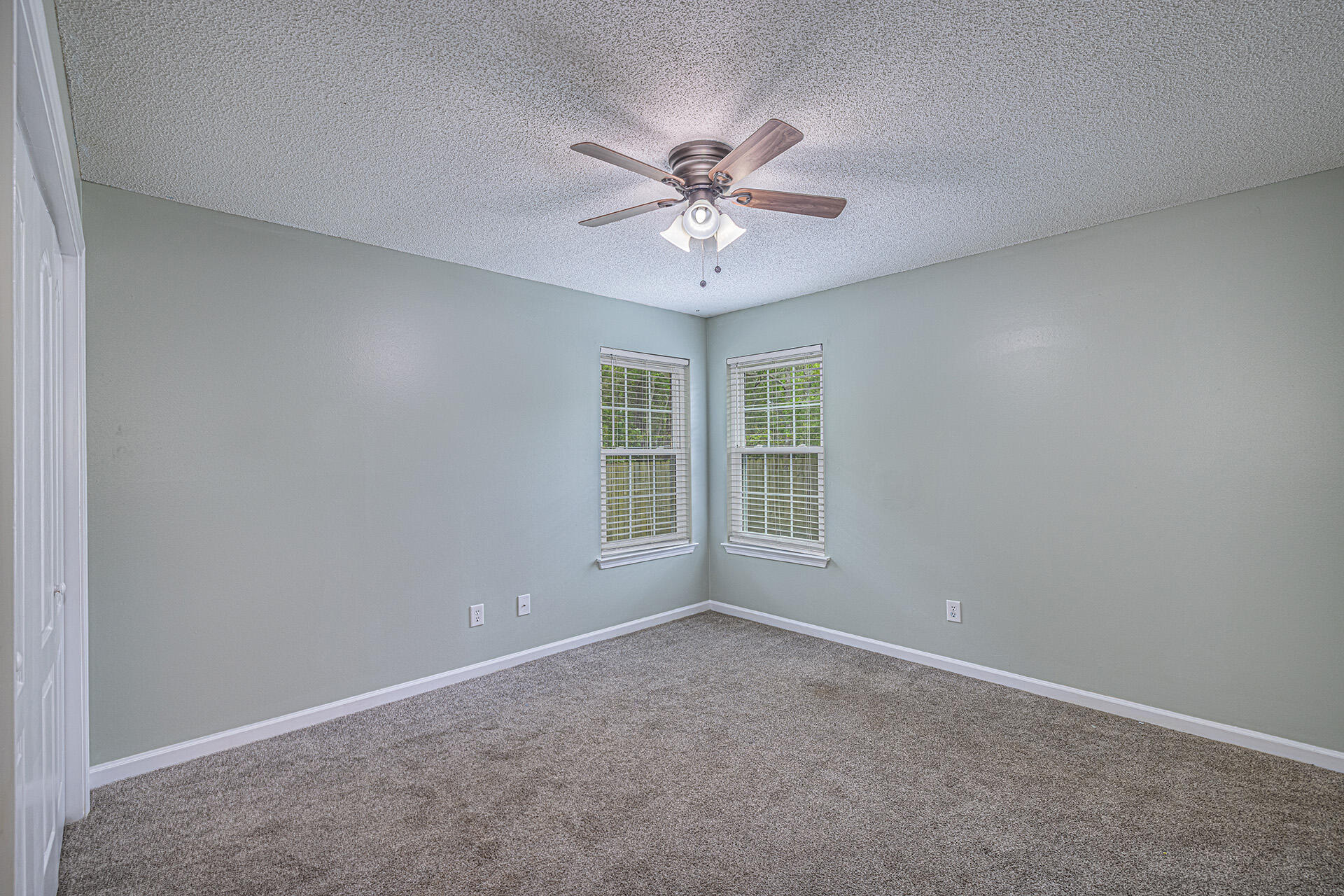 INDIAN TRAIL ESTATES - Residential