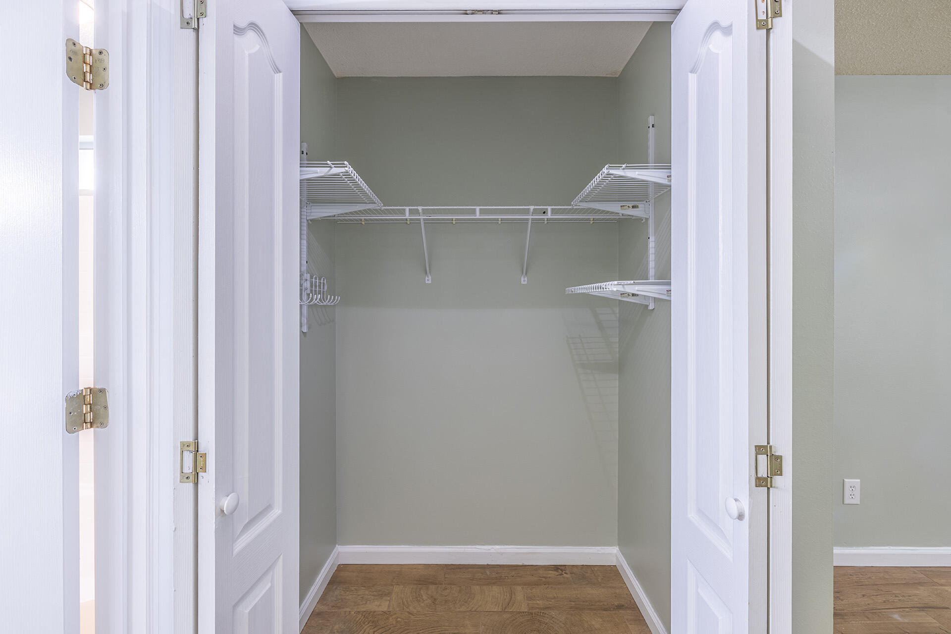 INDIAN TRAIL ESTATES - Residential