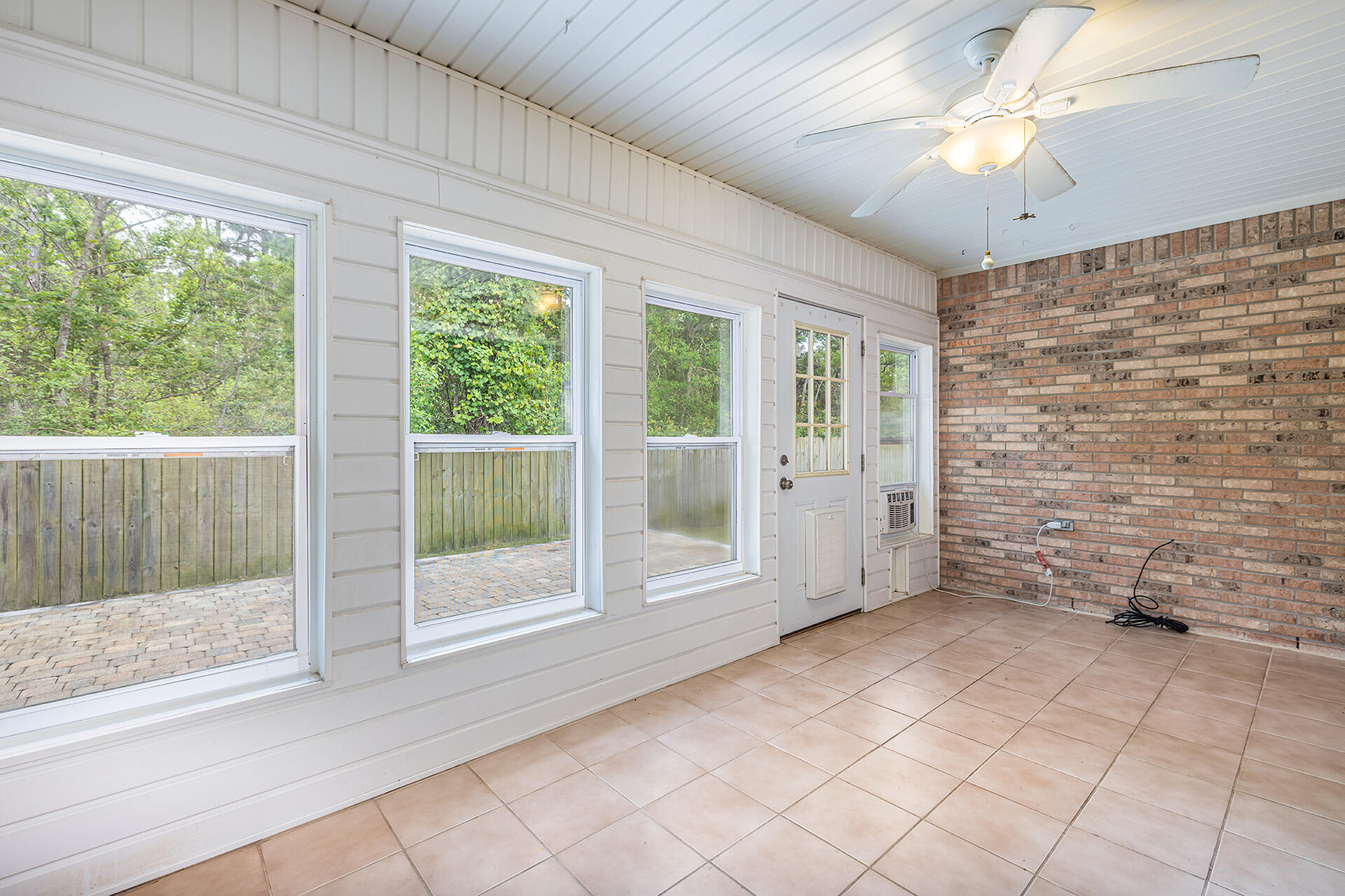 INDIAN TRAIL ESTATES - Residential