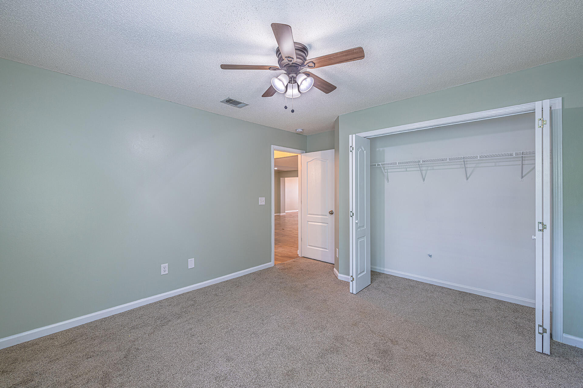 INDIAN TRAIL ESTATES - Residential