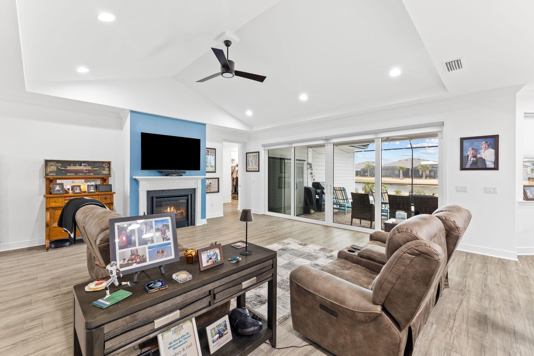 Latitude Margaritaville Watersound - Residential
