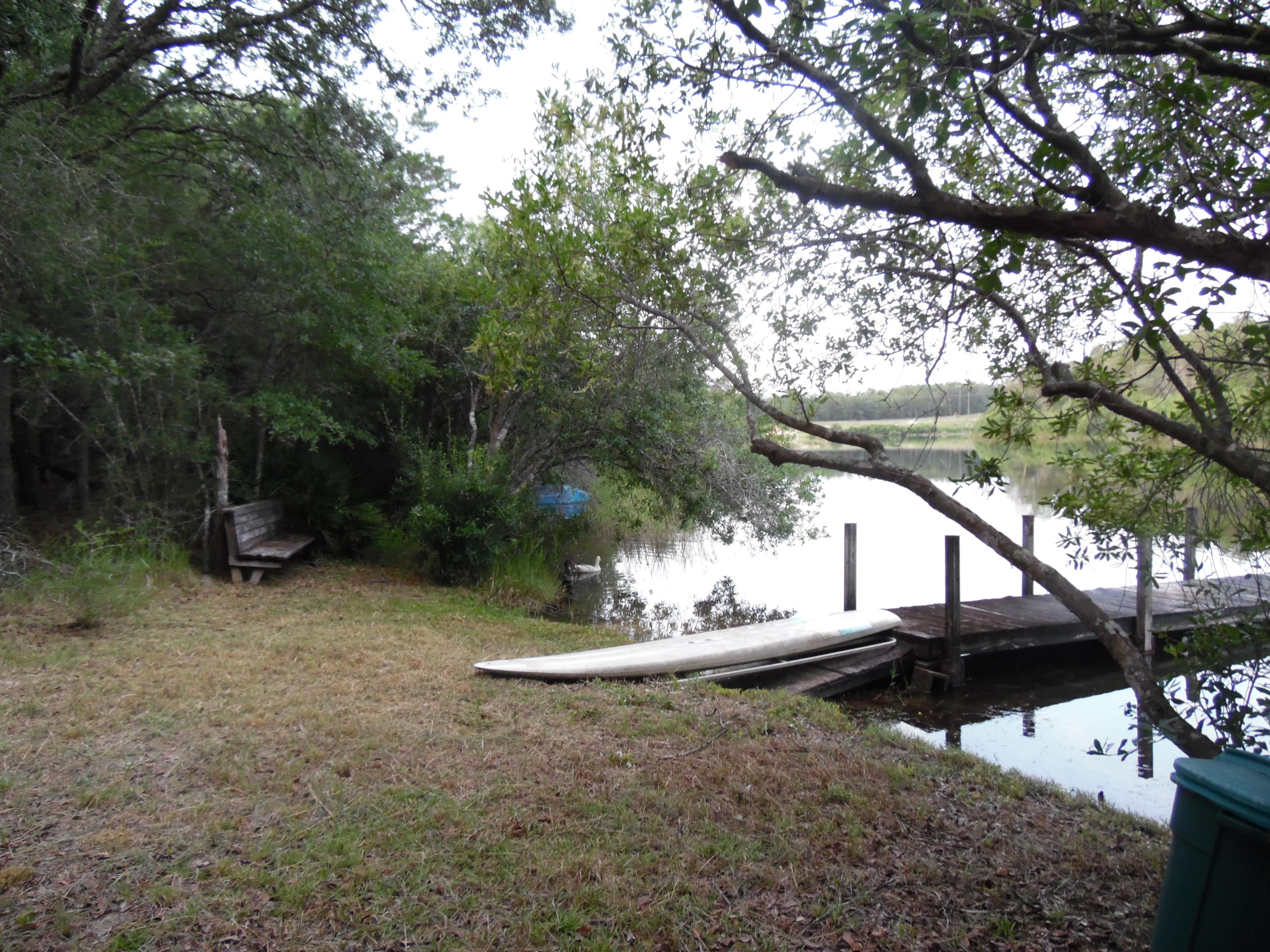 METES & BOUNDS - Land