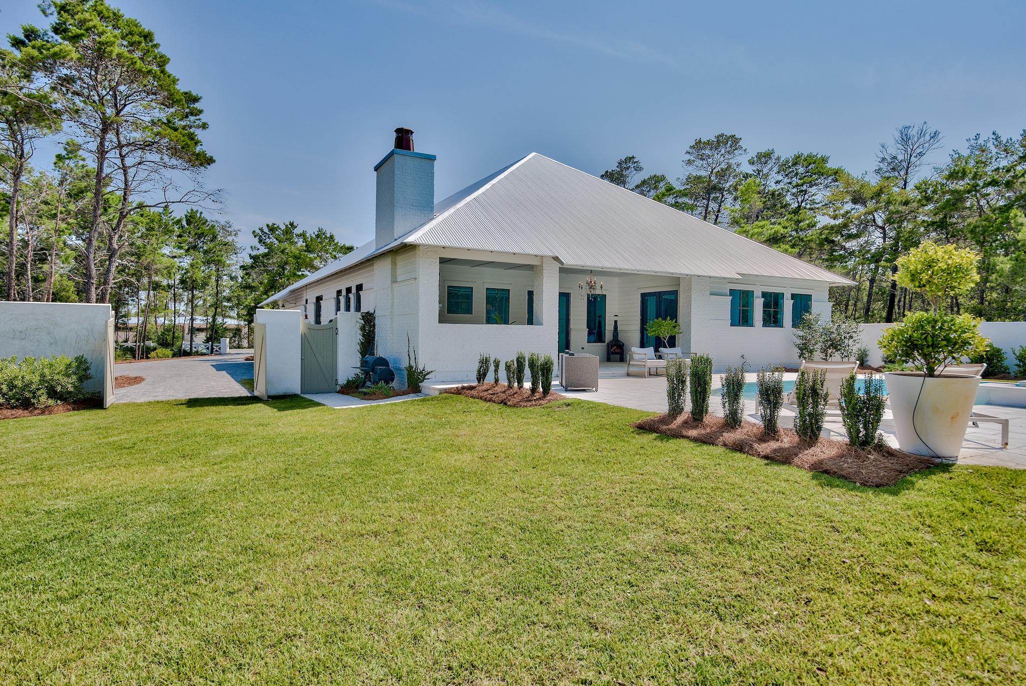 PINES OF BLUE MOUNTAIN - Residential