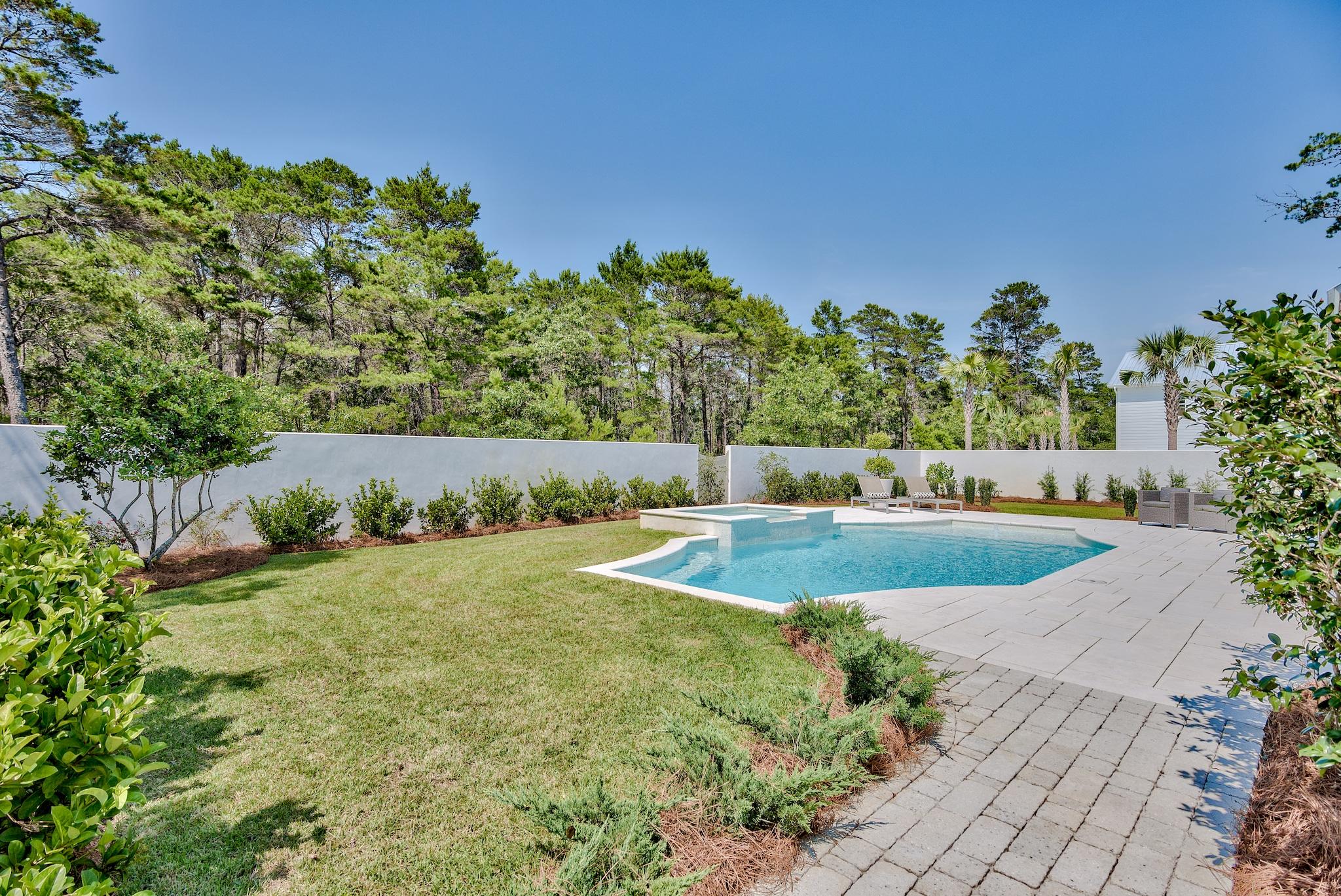 PINES OF BLUE MOUNTAIN - Residential