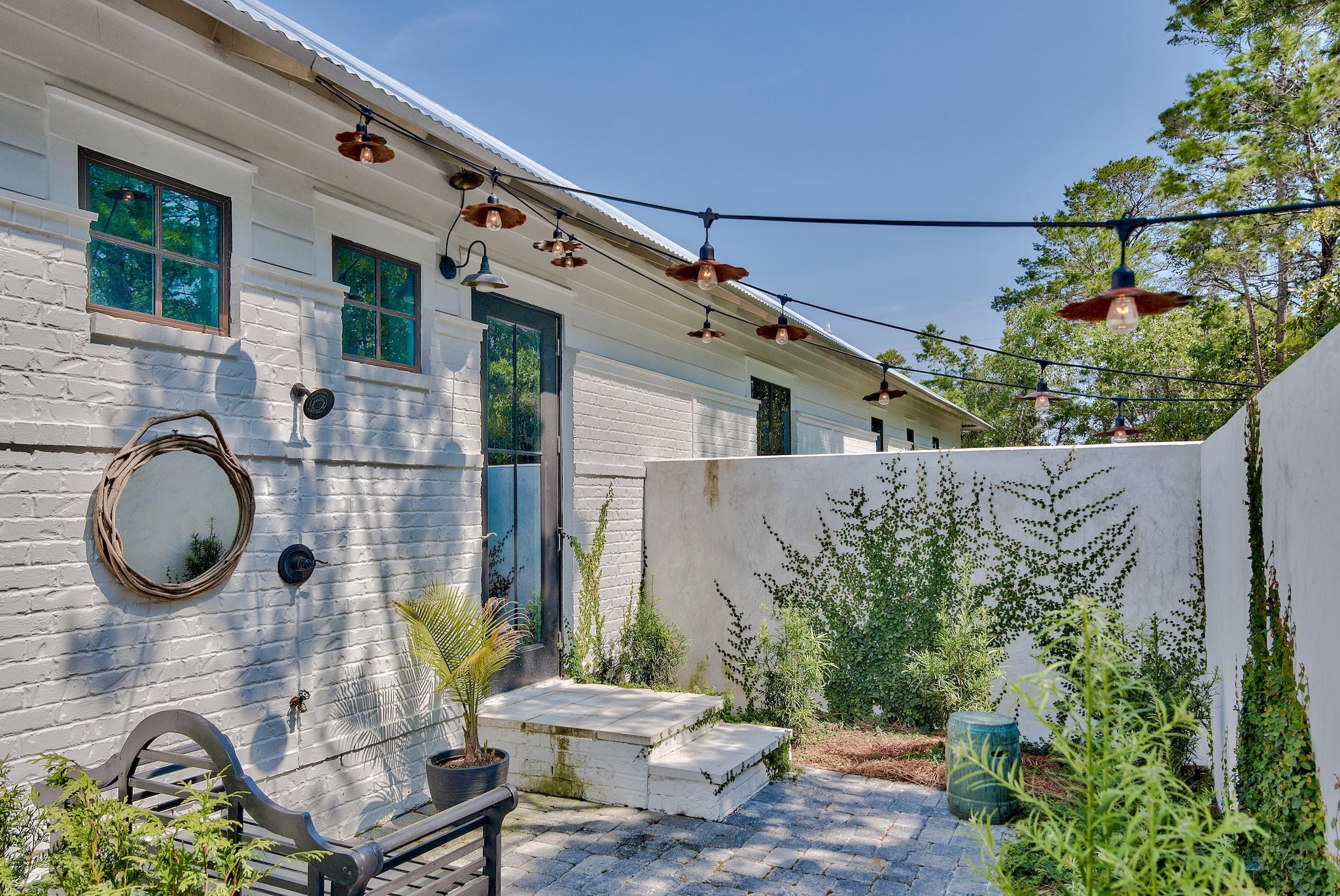 PINES OF BLUE MOUNTAIN - Residential