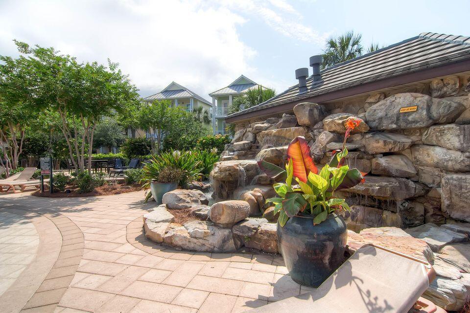 VILLAGES OF CRYSTAL BEACH - Residential