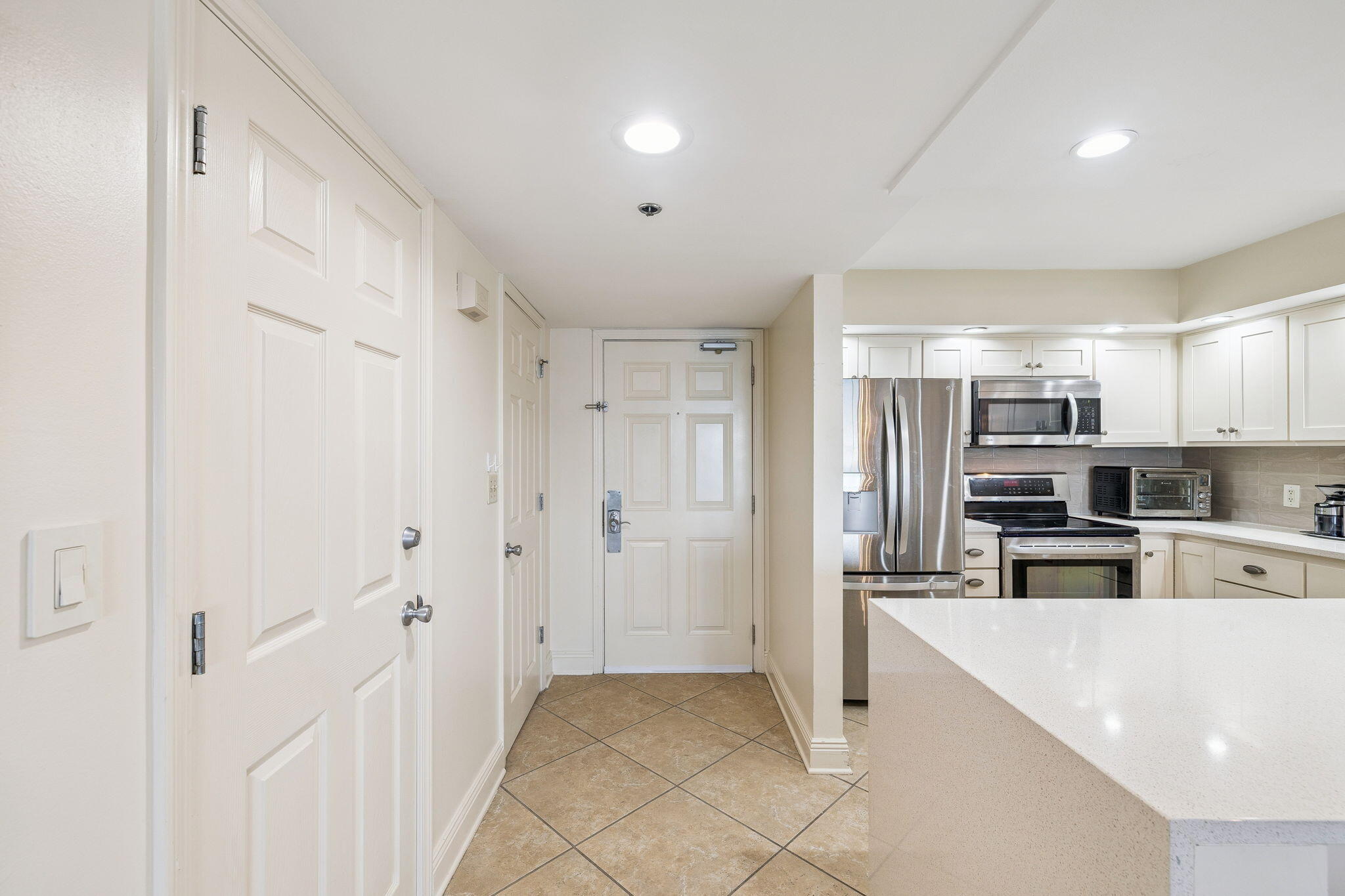 BEACHSIDE 2 CONDO - Residential
