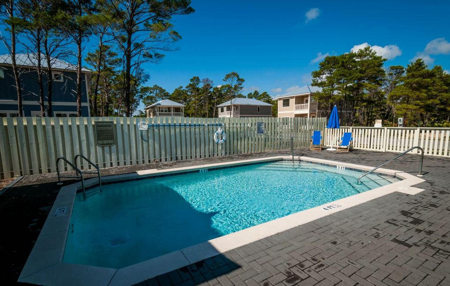 GULF REFLECTIONS - Residential