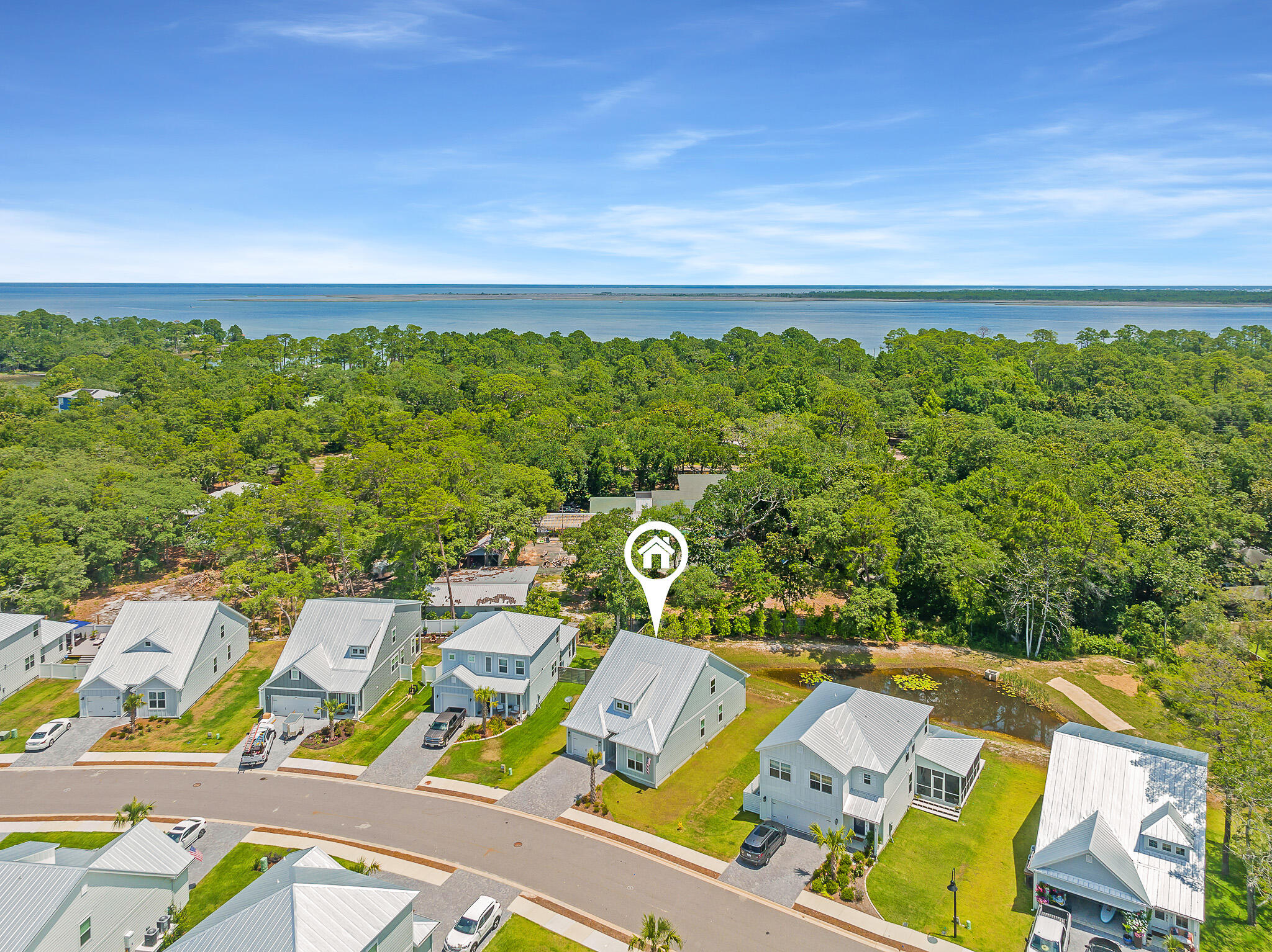 Daxton on the Bay - Residential