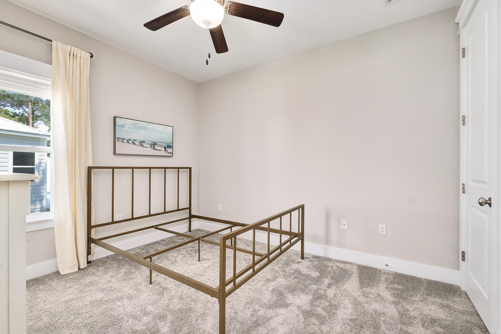 Daxton on the Bay - Residential