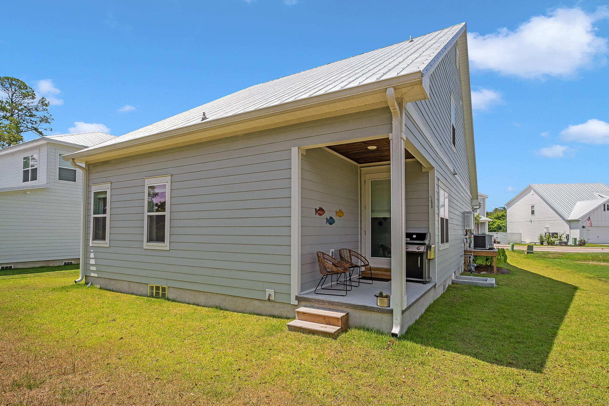 Daxton on the Bay - Residential