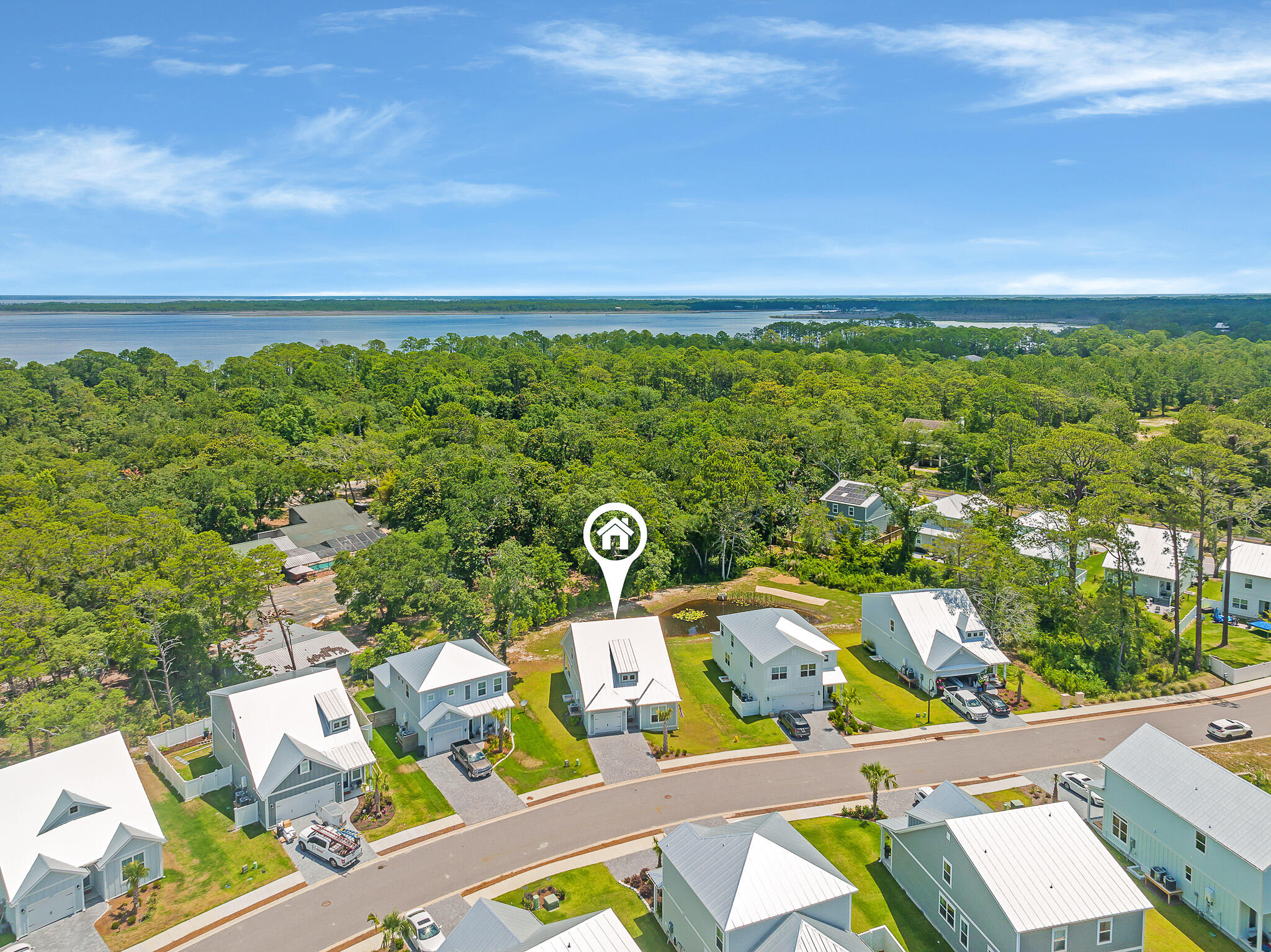 Daxton on the Bay - Residential