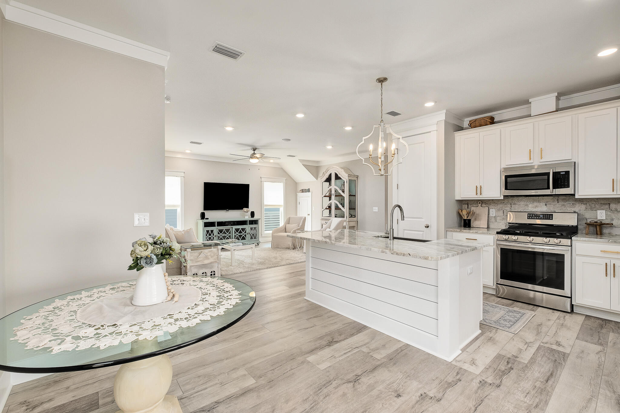 Daxton on the Bay - Residential