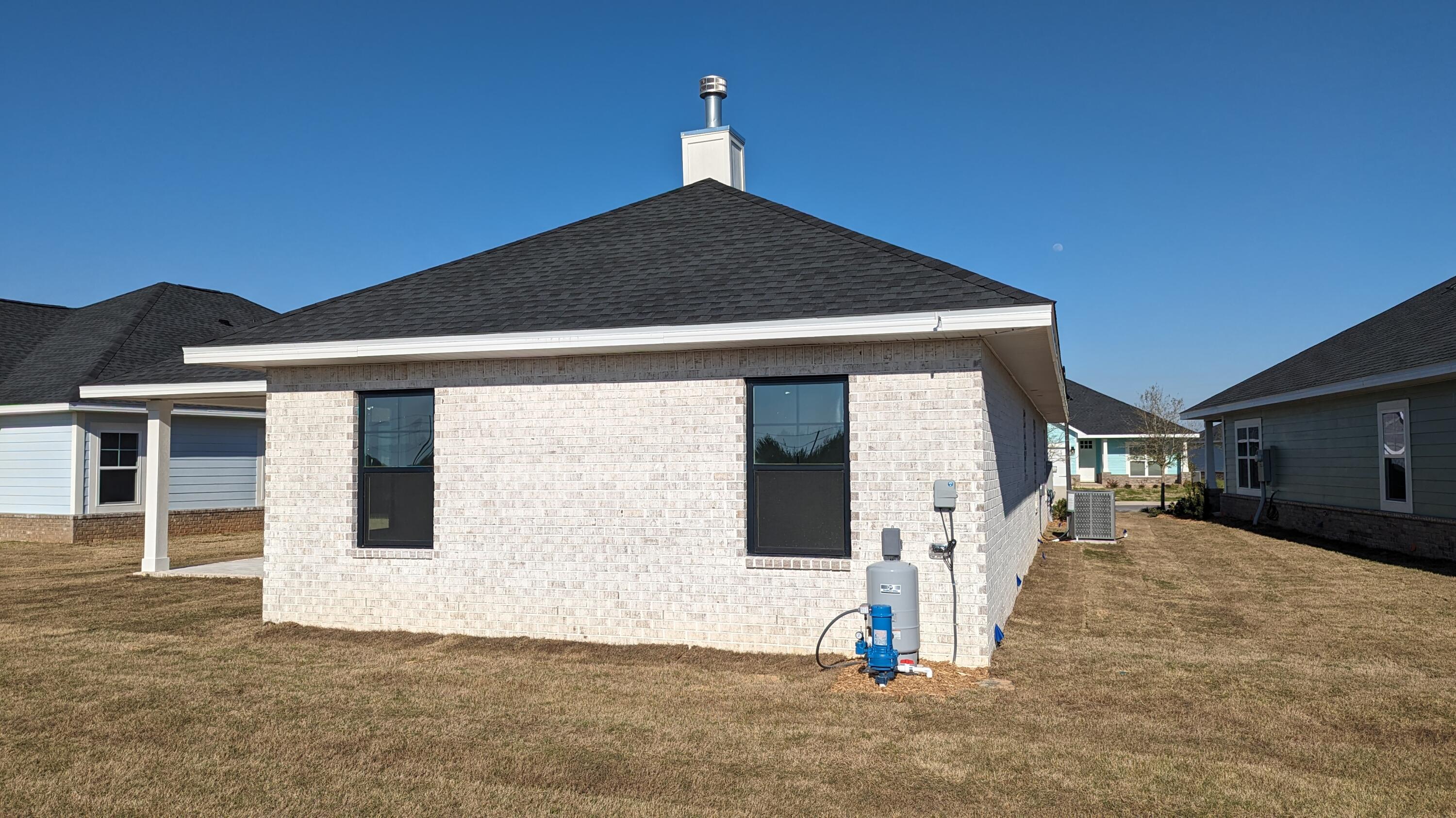 THE BLUFFS AT LAFAYETTE - Residential