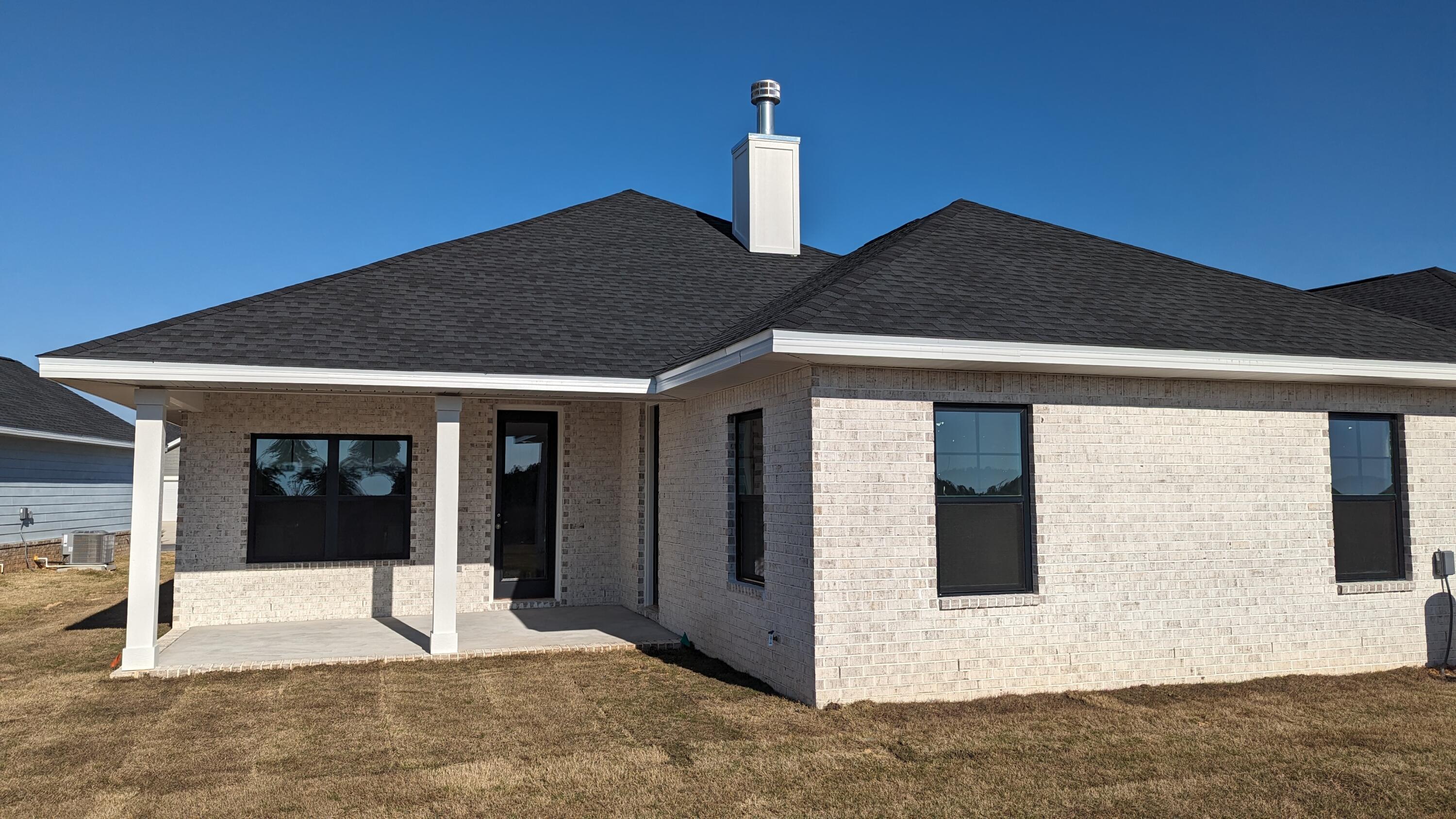 THE BLUFFS AT LAFAYETTE - Residential