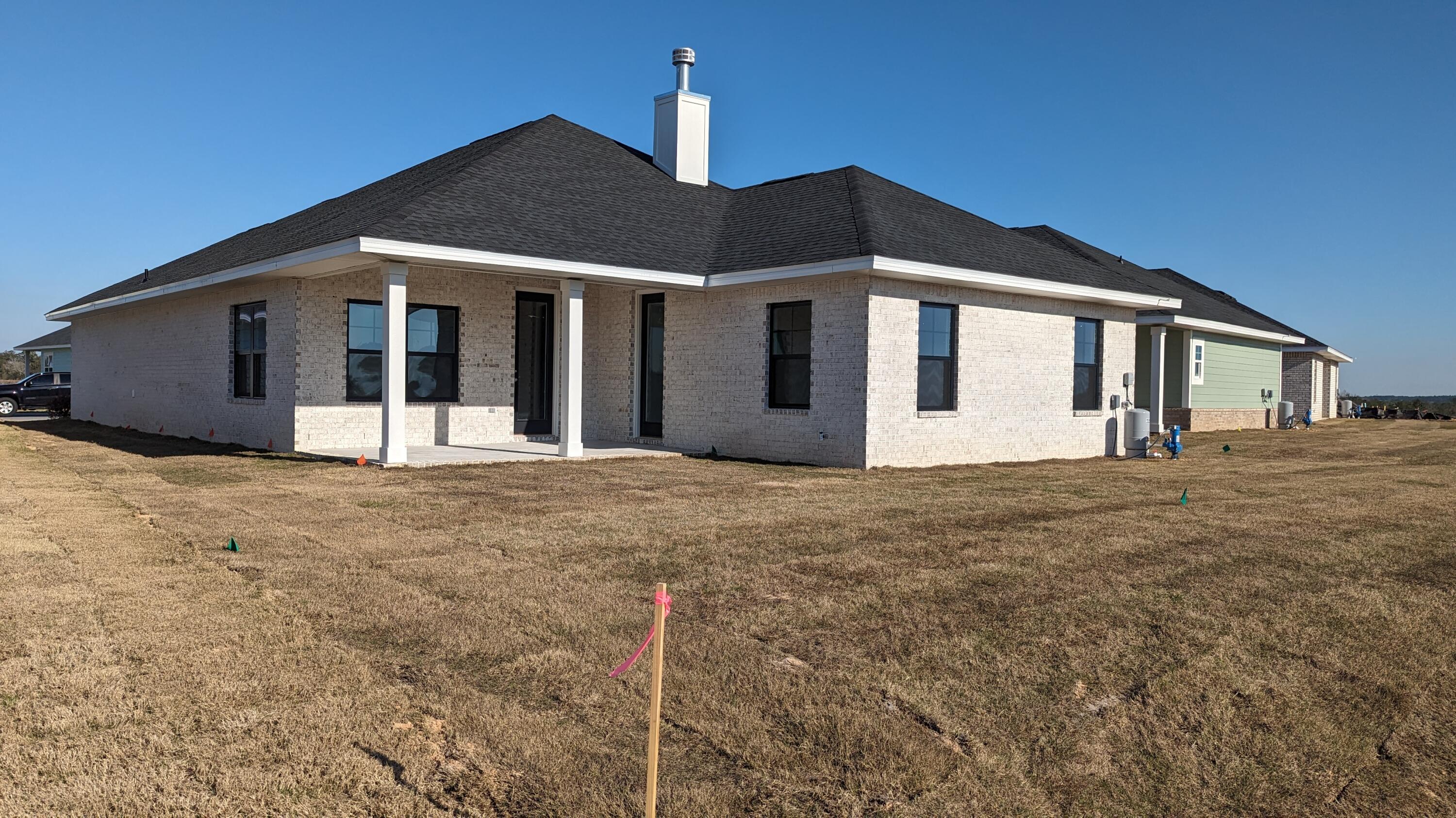 THE BLUFFS AT LAFAYETTE - Residential