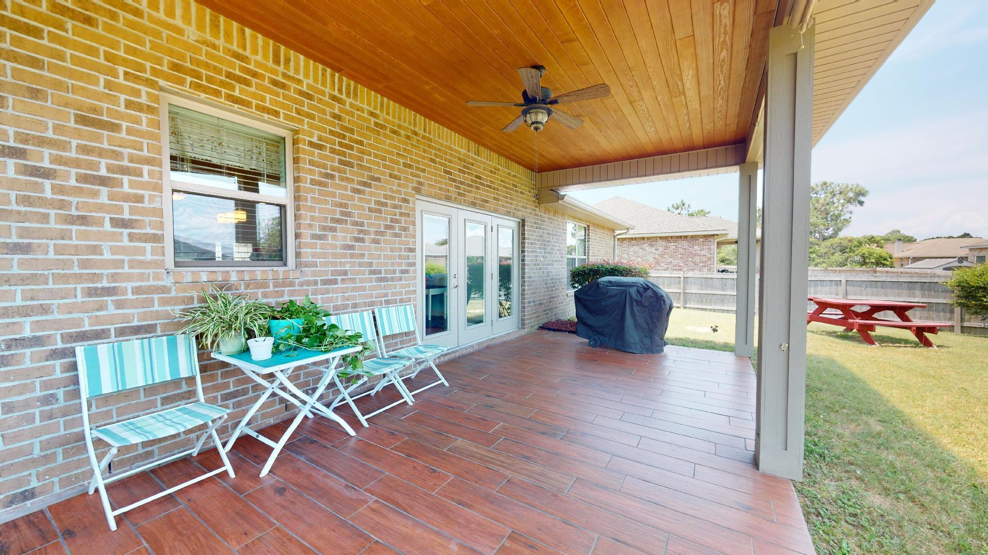 SANTA ROSA SHORES EAST - Residential