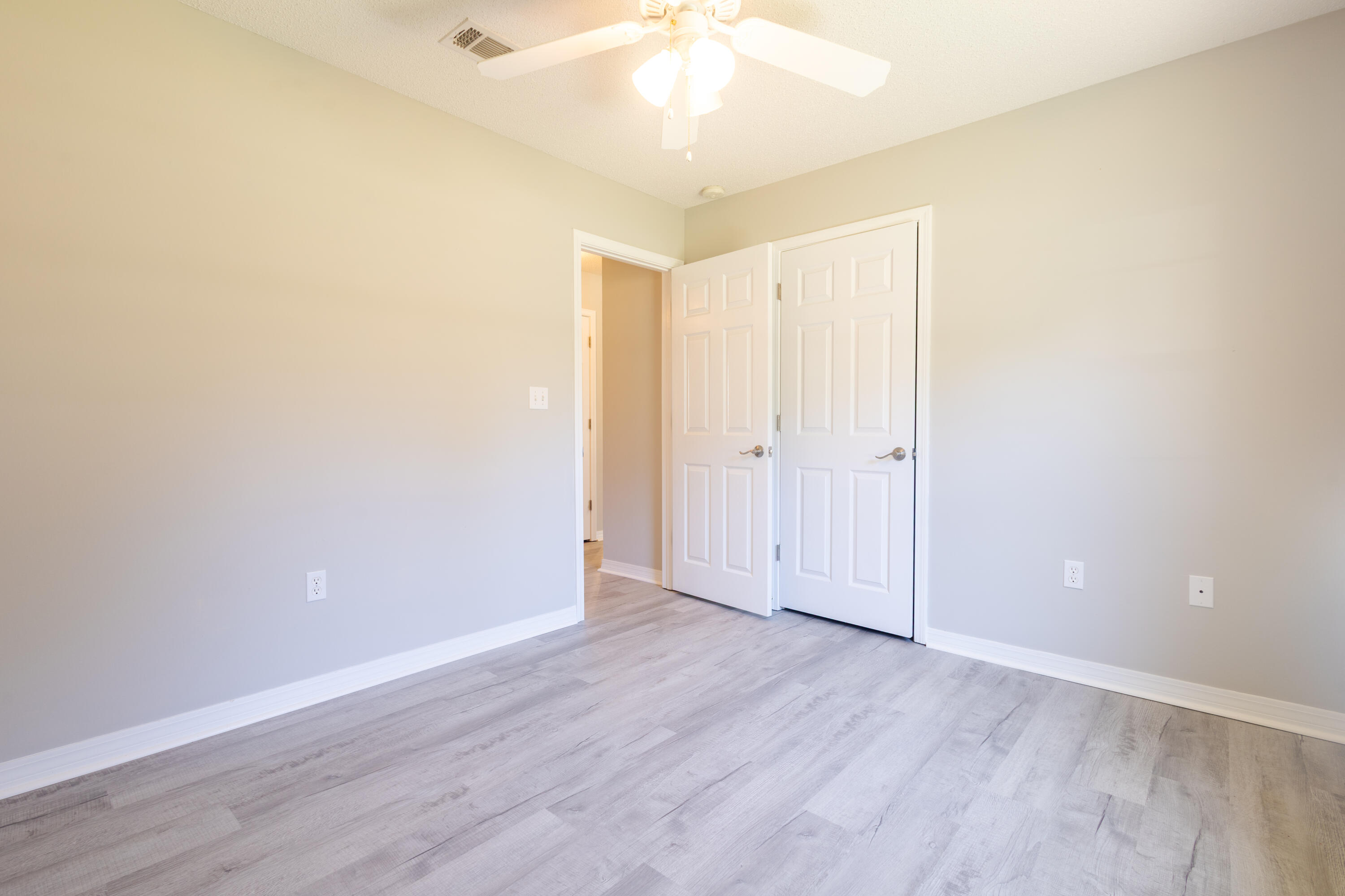 OAKWOOD HILLS UNIT 3 - Residential