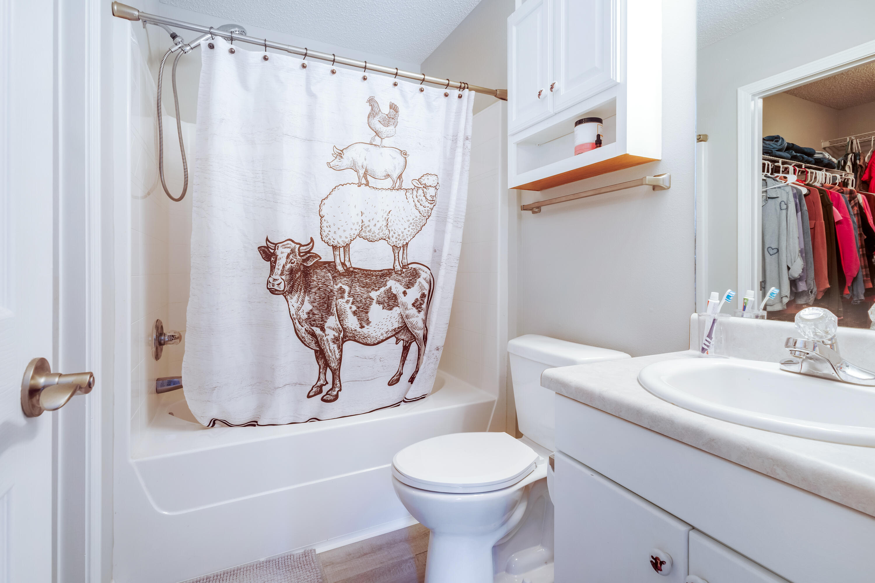 OAKWOOD HILLS UNIT 3 - Residential