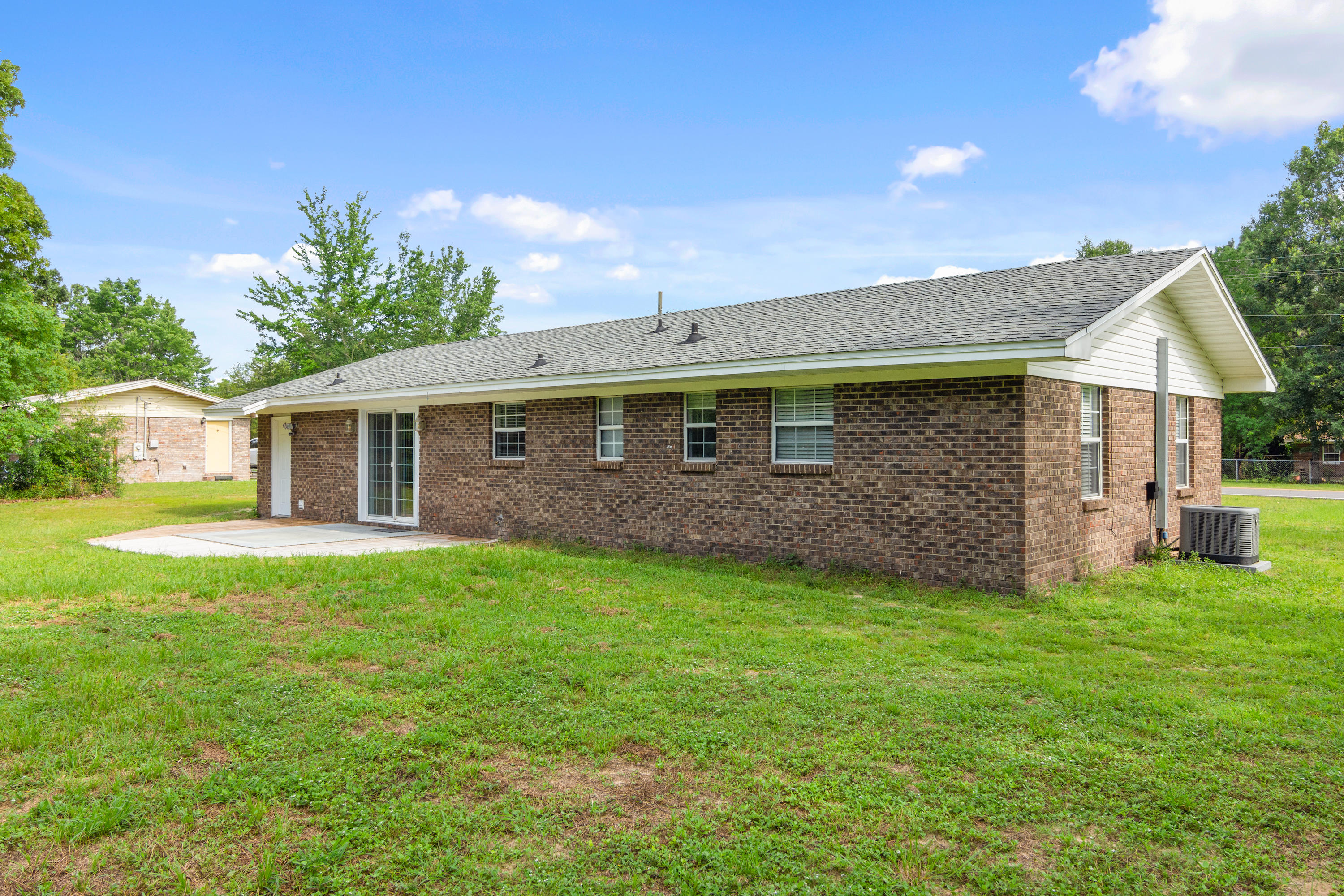 NO RECORDED SUBDIVISION - Residential