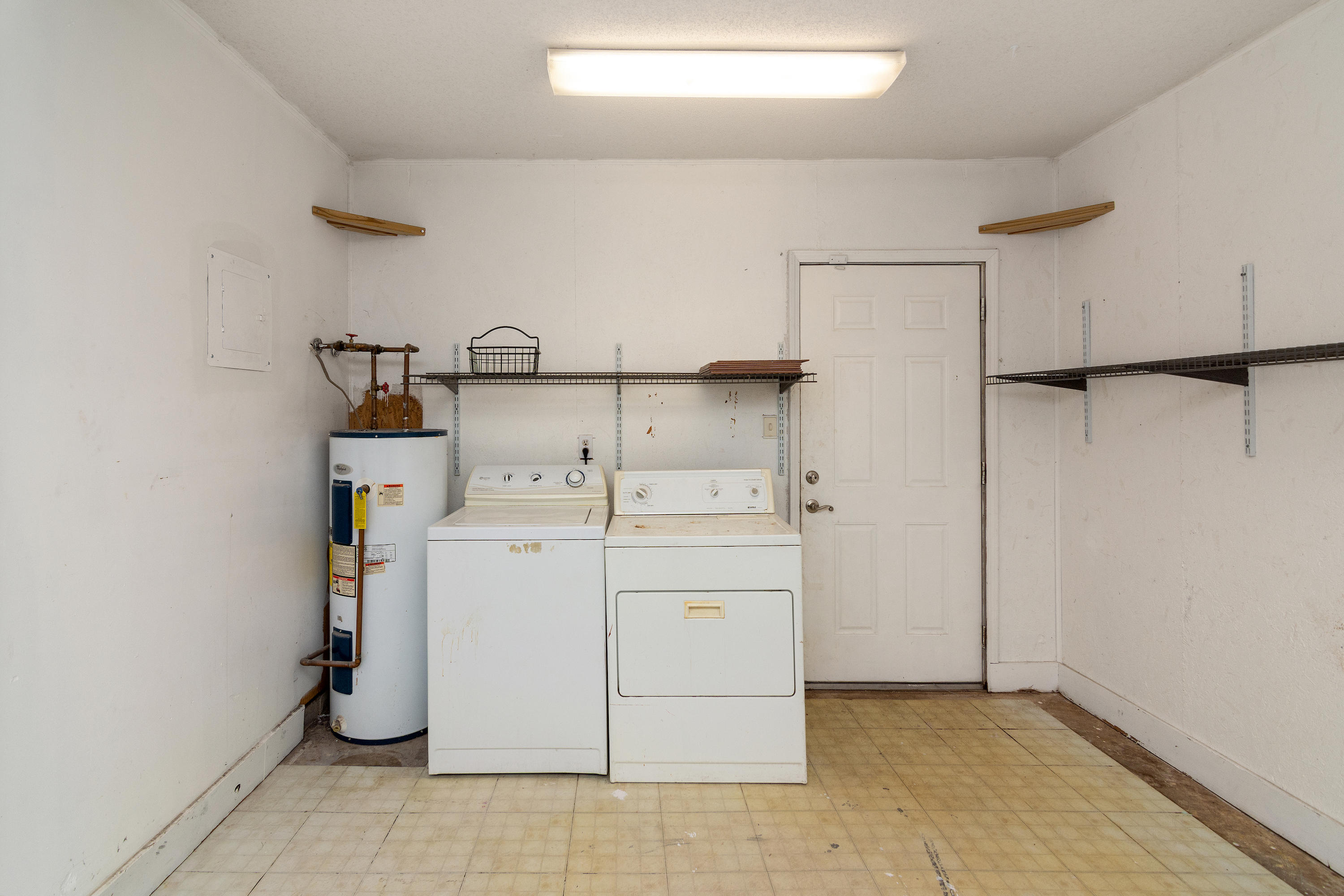 NO RECORDED SUBDIVISION - Residential