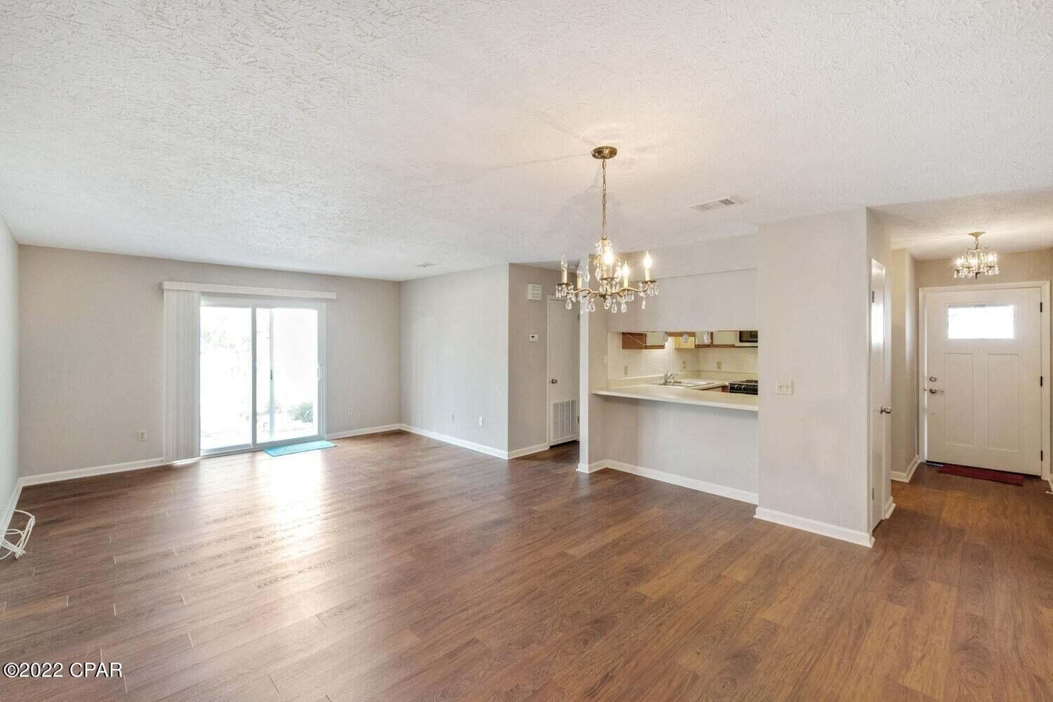 SHADETREE PH 2 CONDO - Residential