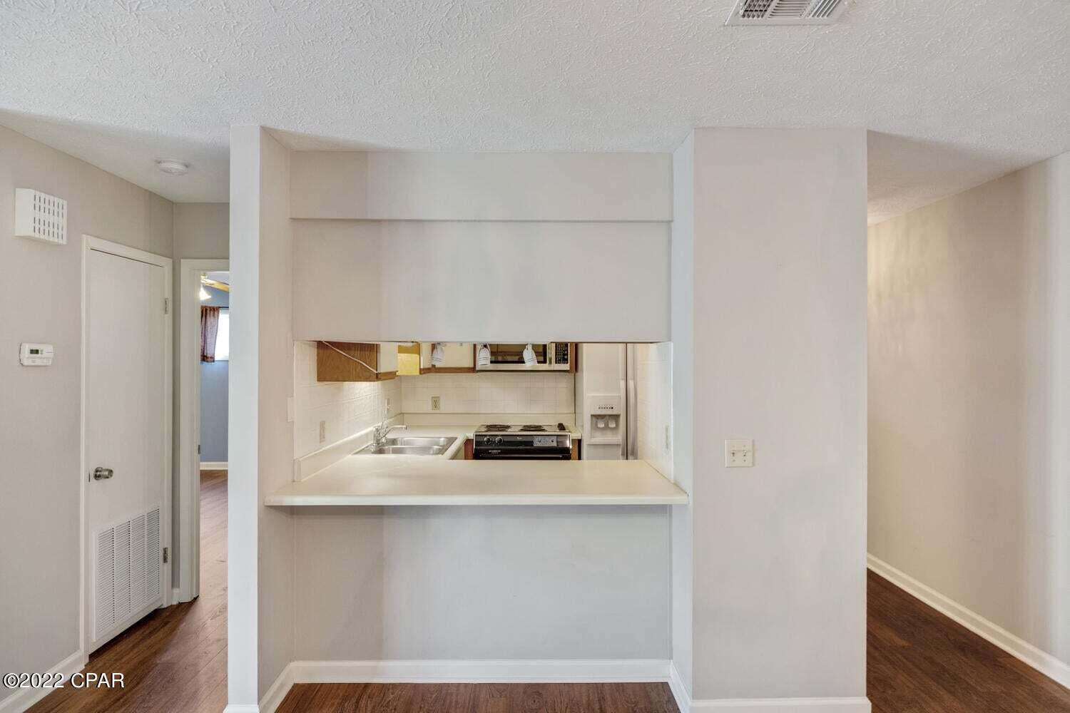 SHADETREE PH 2 CONDO - Residential