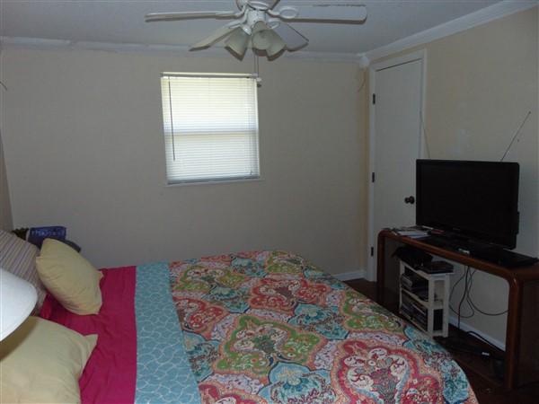 PALM LAKE ADDN UNREC - Residential