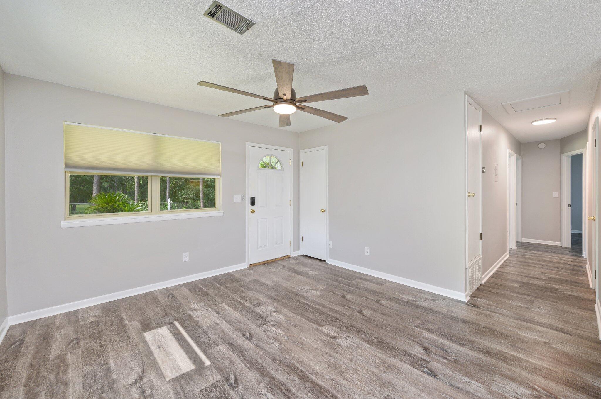 SOUTHERNAIRE S/D - Residential